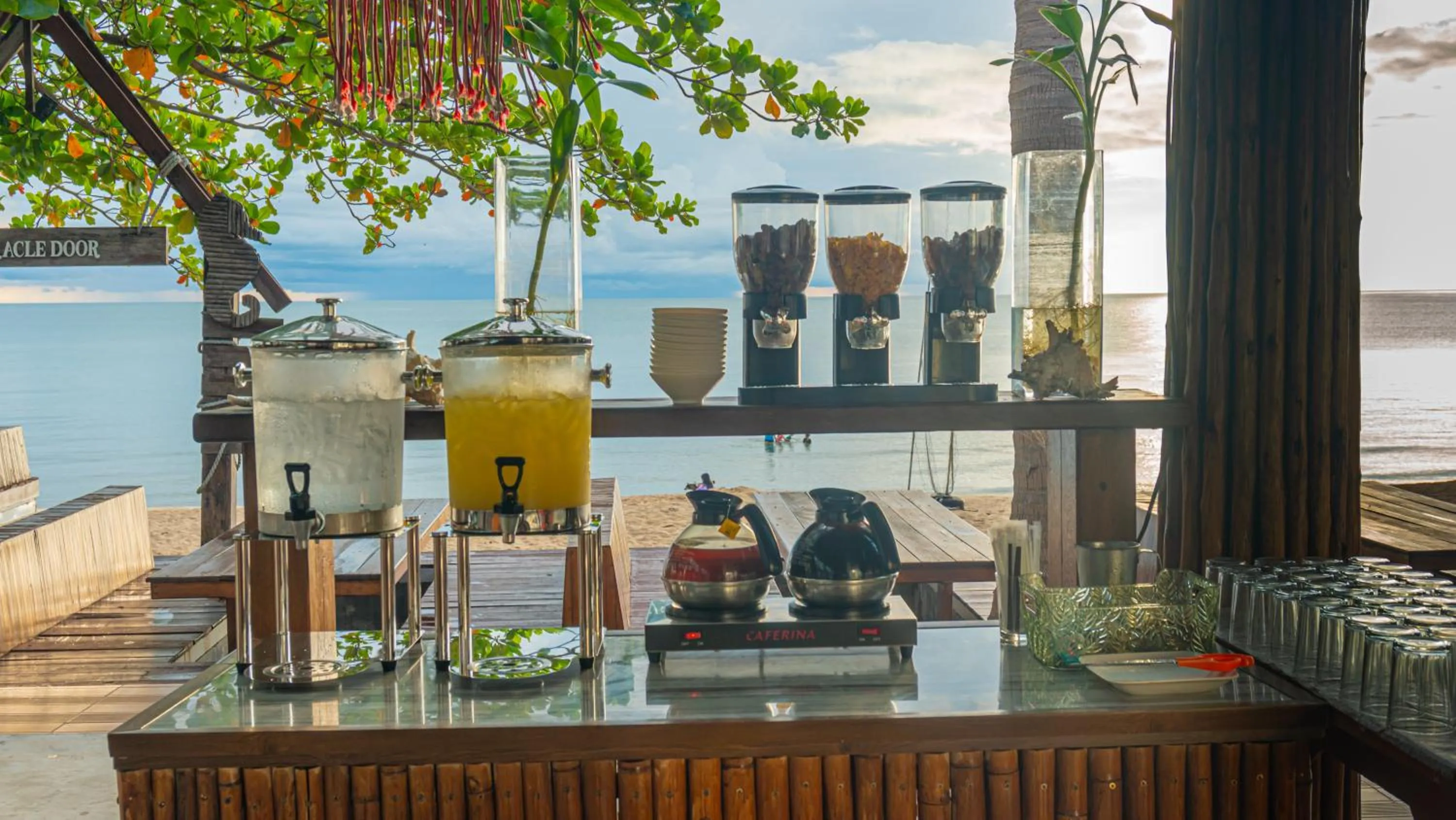 Breakfast in Hotel Villa AoKhanom Beachfront