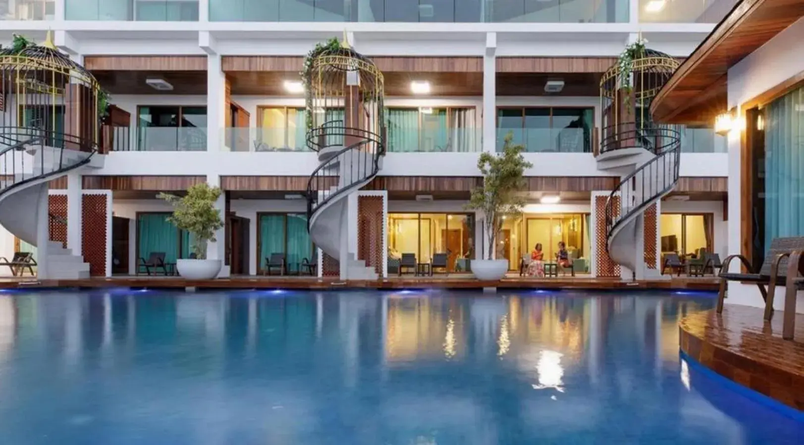 Swimming pool in Hotel Villa AoKhanom Beachfront Swimming pool in Hotel Villa AoKhanom Beachfront