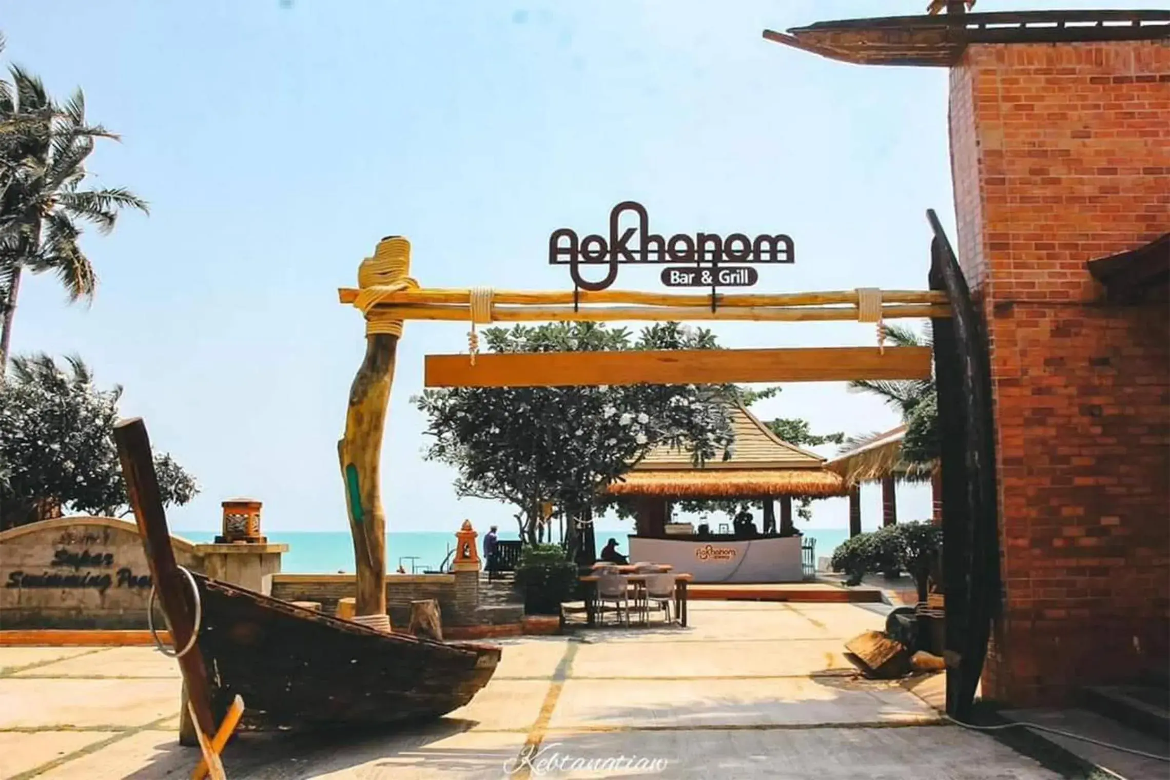 Restaurant/places to eat in Hotel Villa AoKhanom Beachfront Restaurant/places to eat in Hotel Villa AoKhanom Beachfront