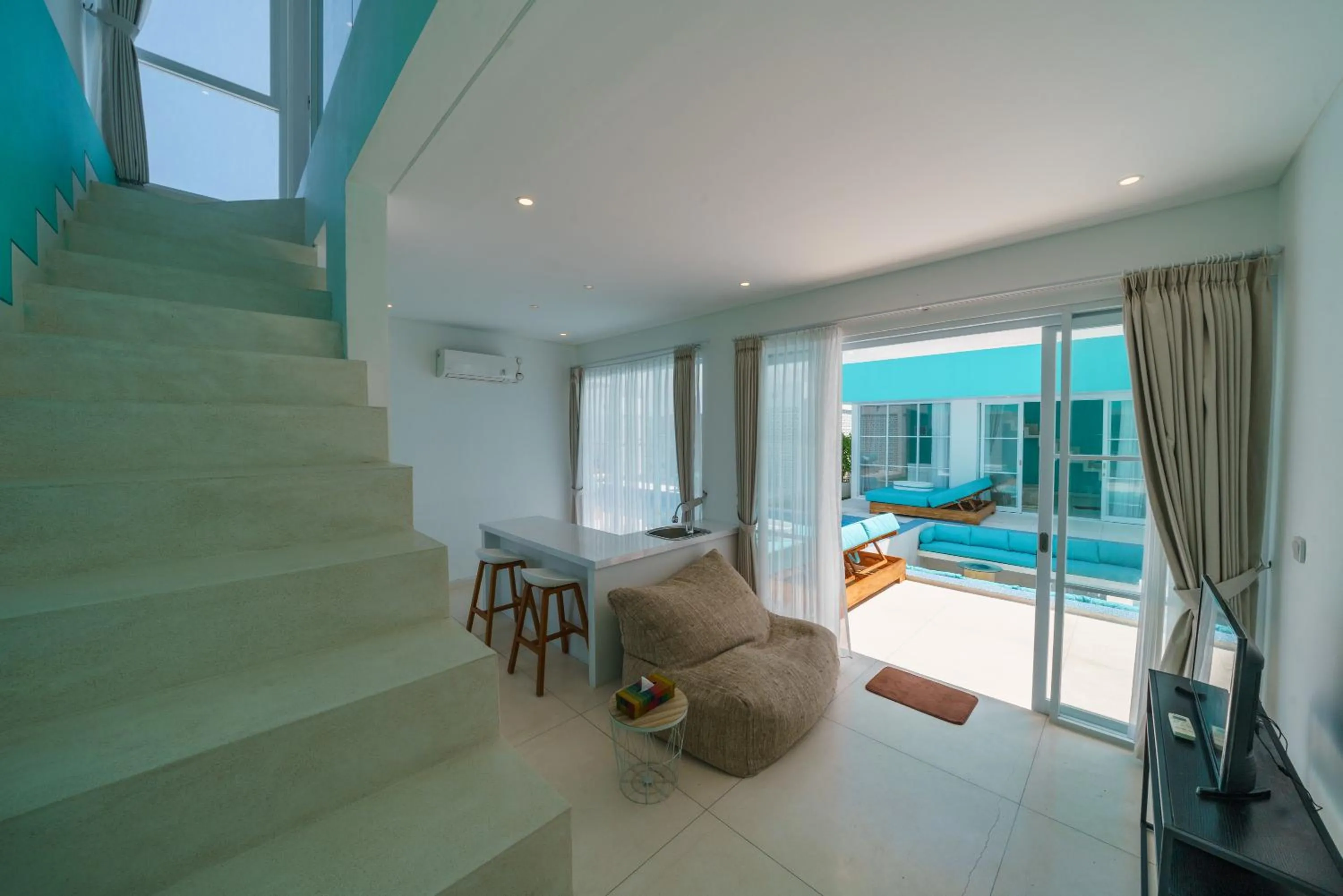 TV and multimedia in Abian Kapas Beach House