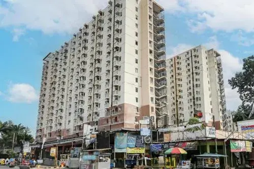 OYO 93585 Apartemen Cibubur Village By Raja Property OYO 93585 Apartemen Cibubur Village By Raja Property