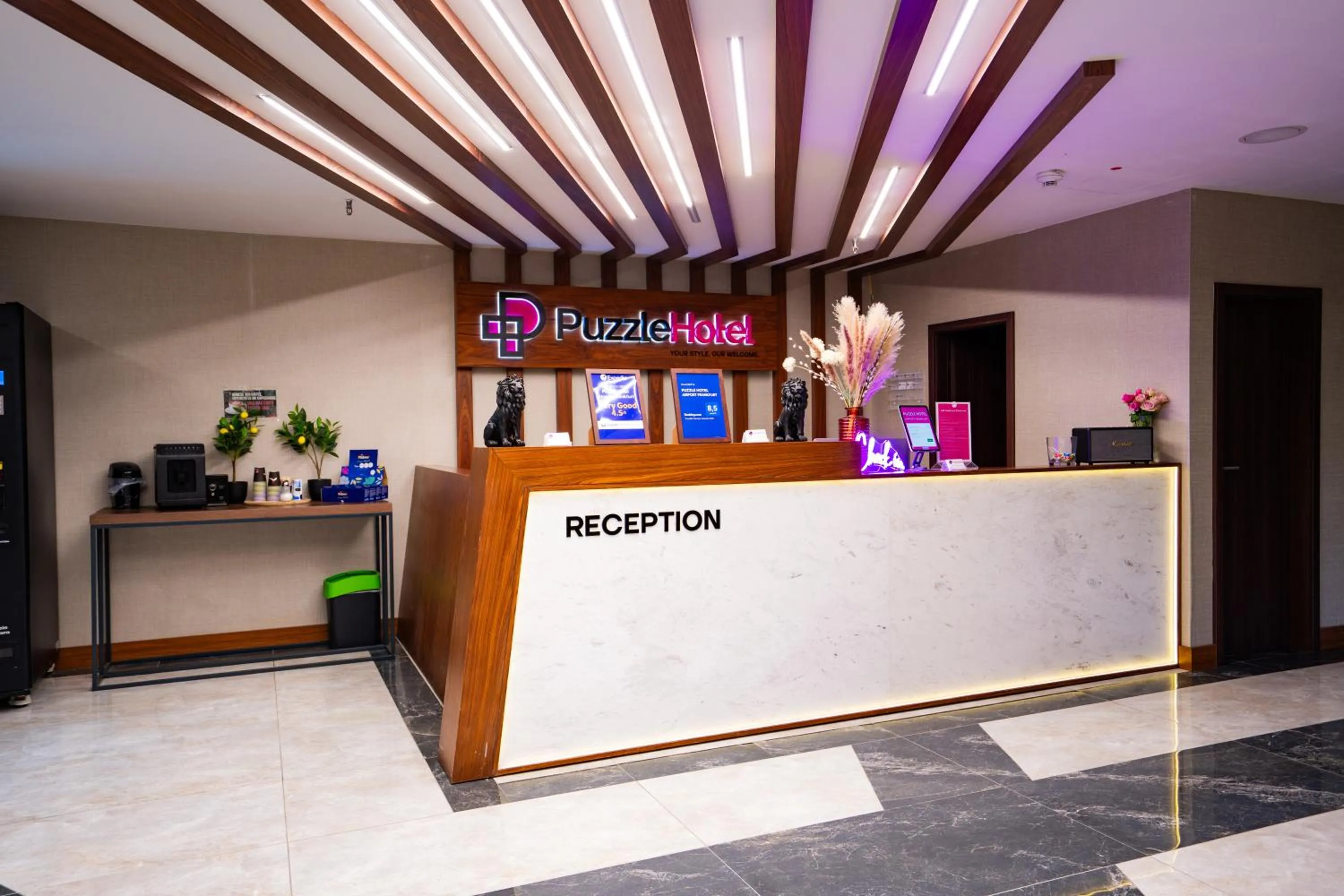 Puzzle Hotel Airport Frankfurt