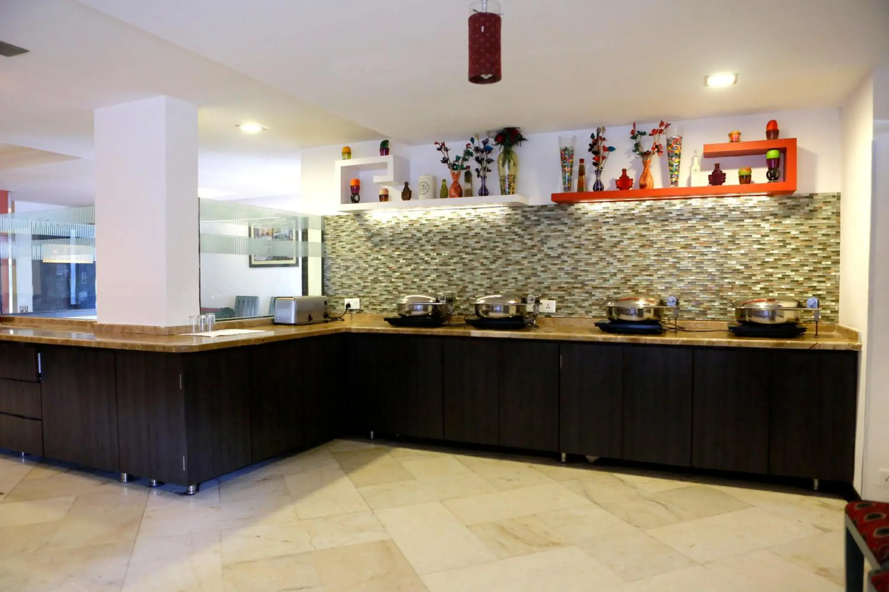 Restaurant/places to eat in Click Hotel Yuvraj Restaurant/places to eat in Click Hotel Yuvraj