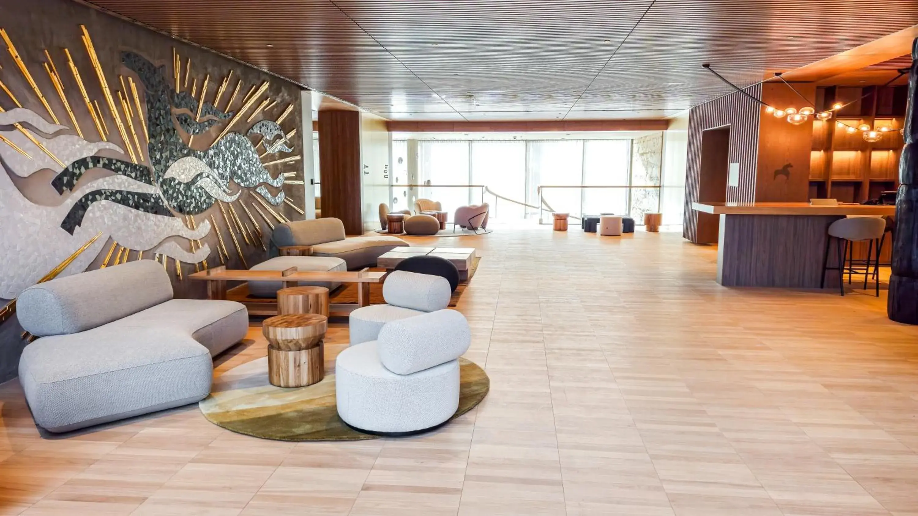 Lobby or reception in Hotel GLAR Conference & SPA Lobby or reception in Hotel GLAR Conference & SPA