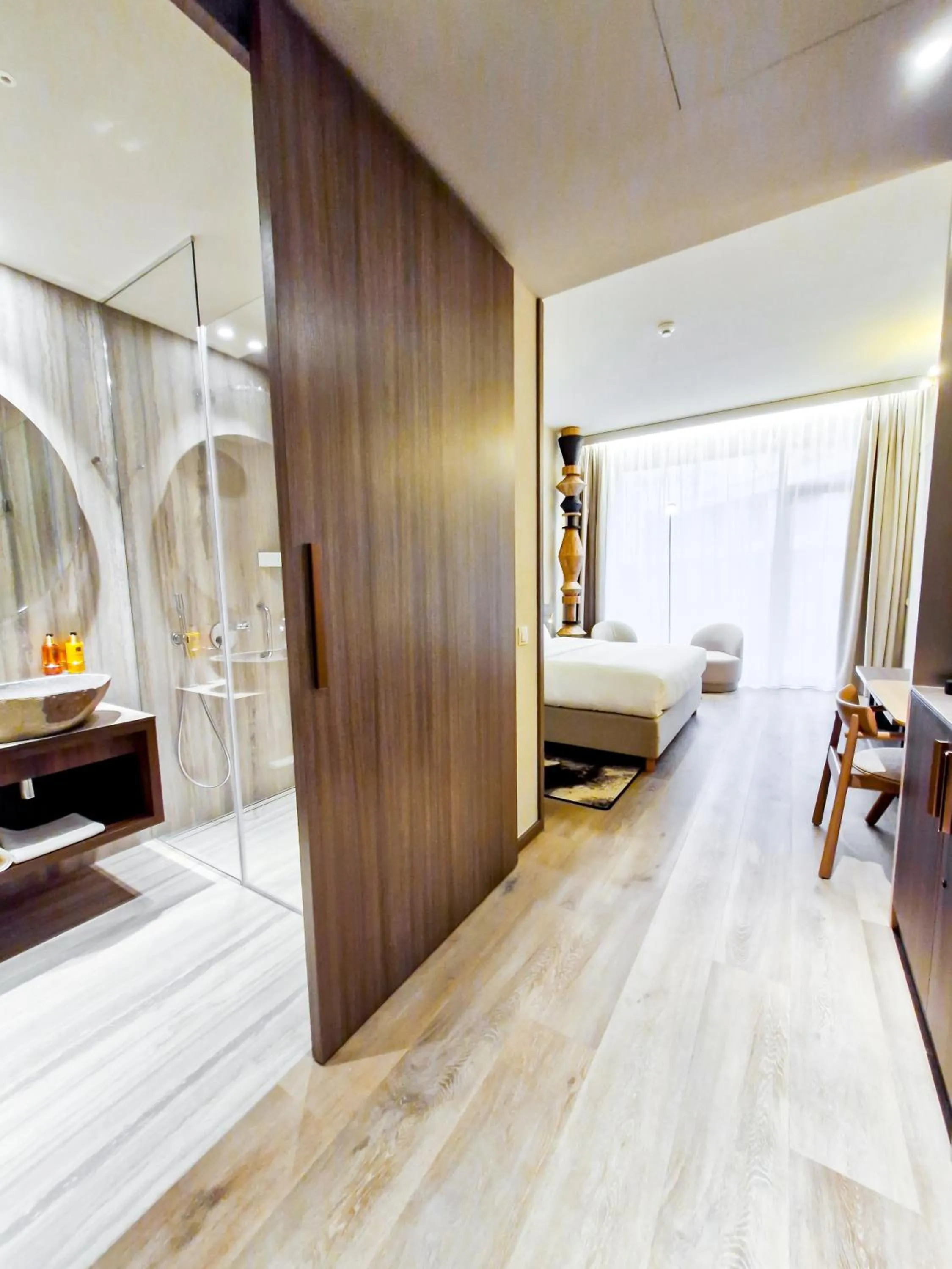 Photo of the whole room, Bed in Hotel GLAR Conference & SPA