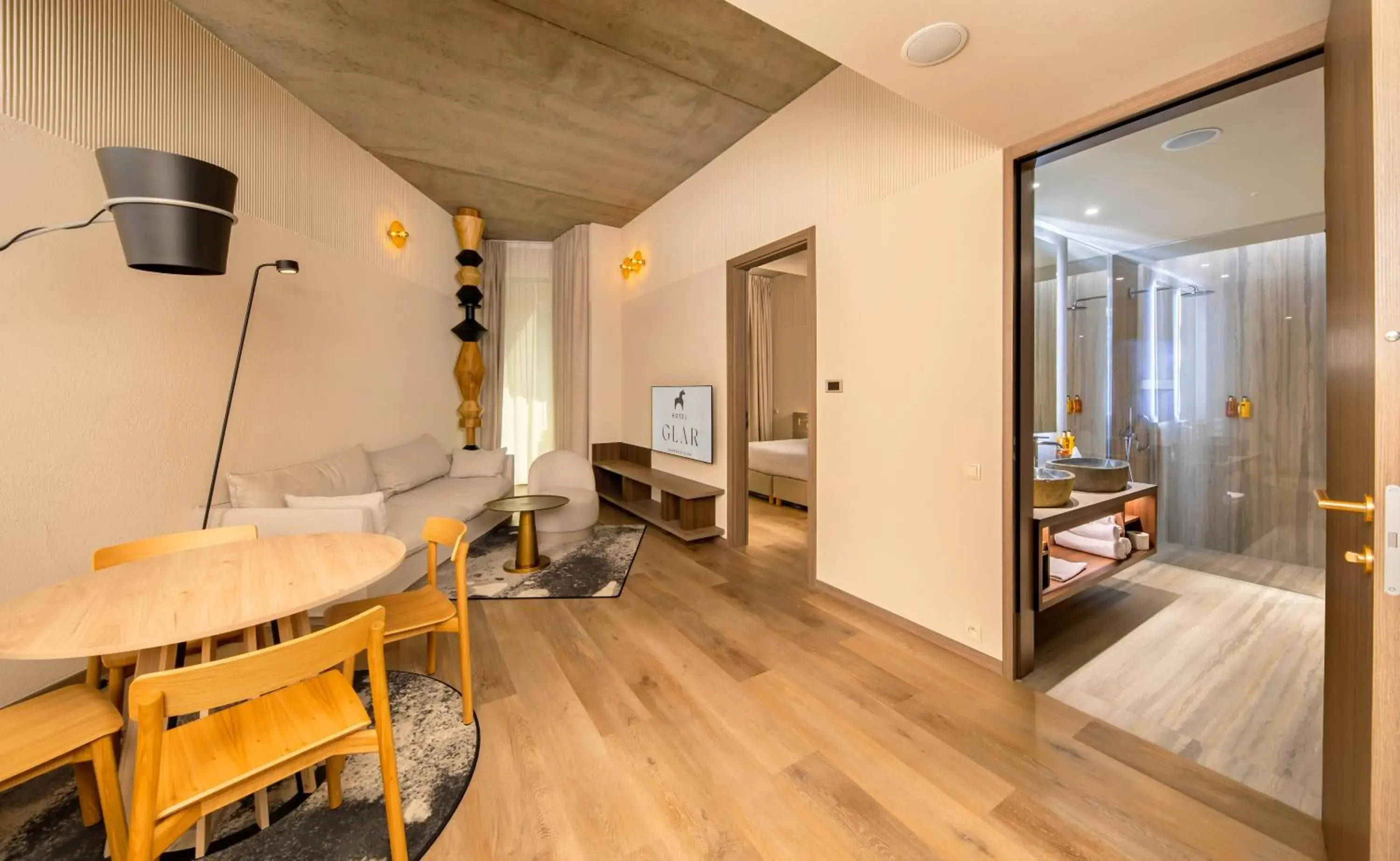 Executive Suite in Hotel GLAR Conference & SPA Executive Suite in Hotel GLAR Conference & SPA