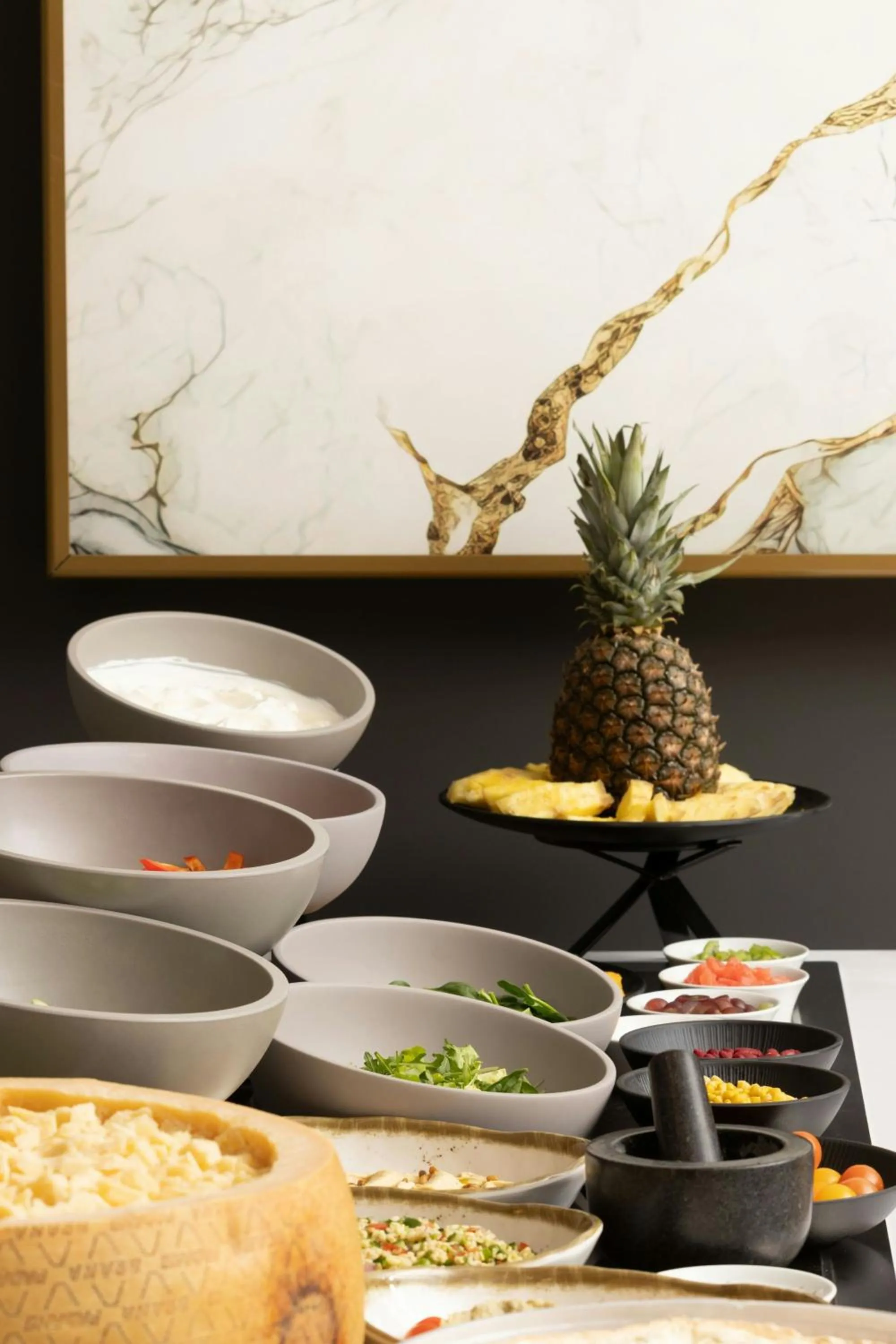 Breakfast in Courtyard by Marriott Cluj - Napoca Downtown