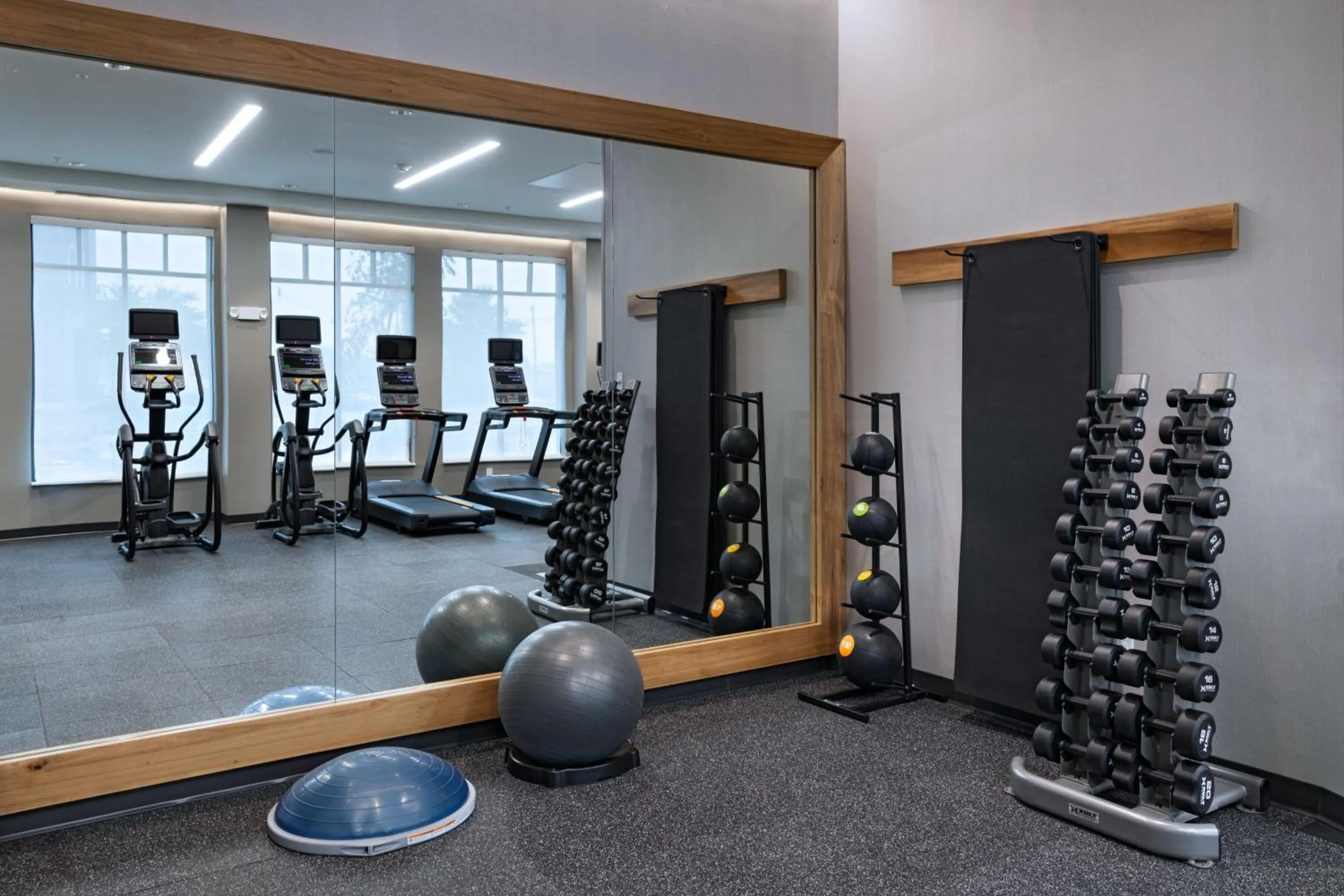 Fitness centre/facilities in Courtyard by Marriott Dallas Frisco