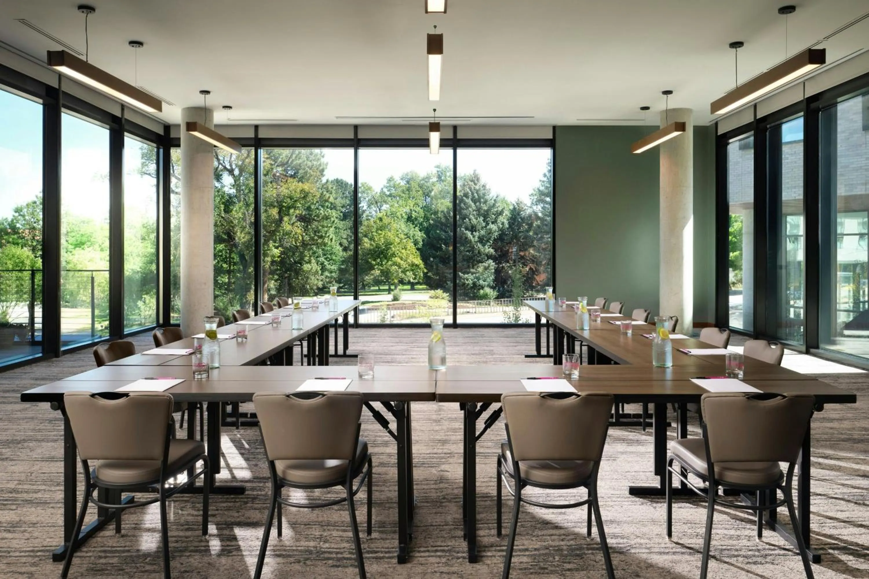 Meeting/conference room in Moxy Boulder University