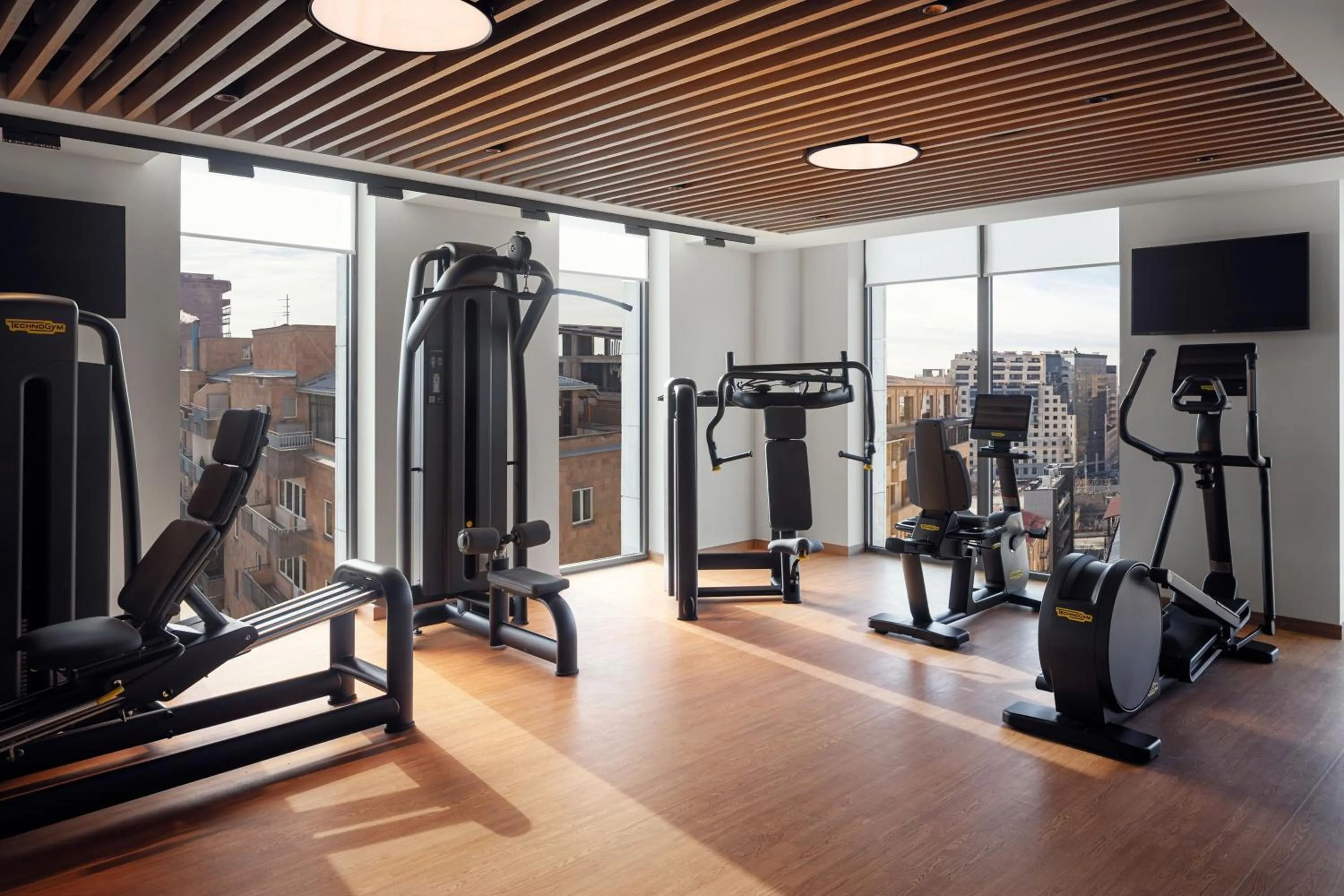 Fitness centre/facilities in Courtyard by Marriott Yerevan