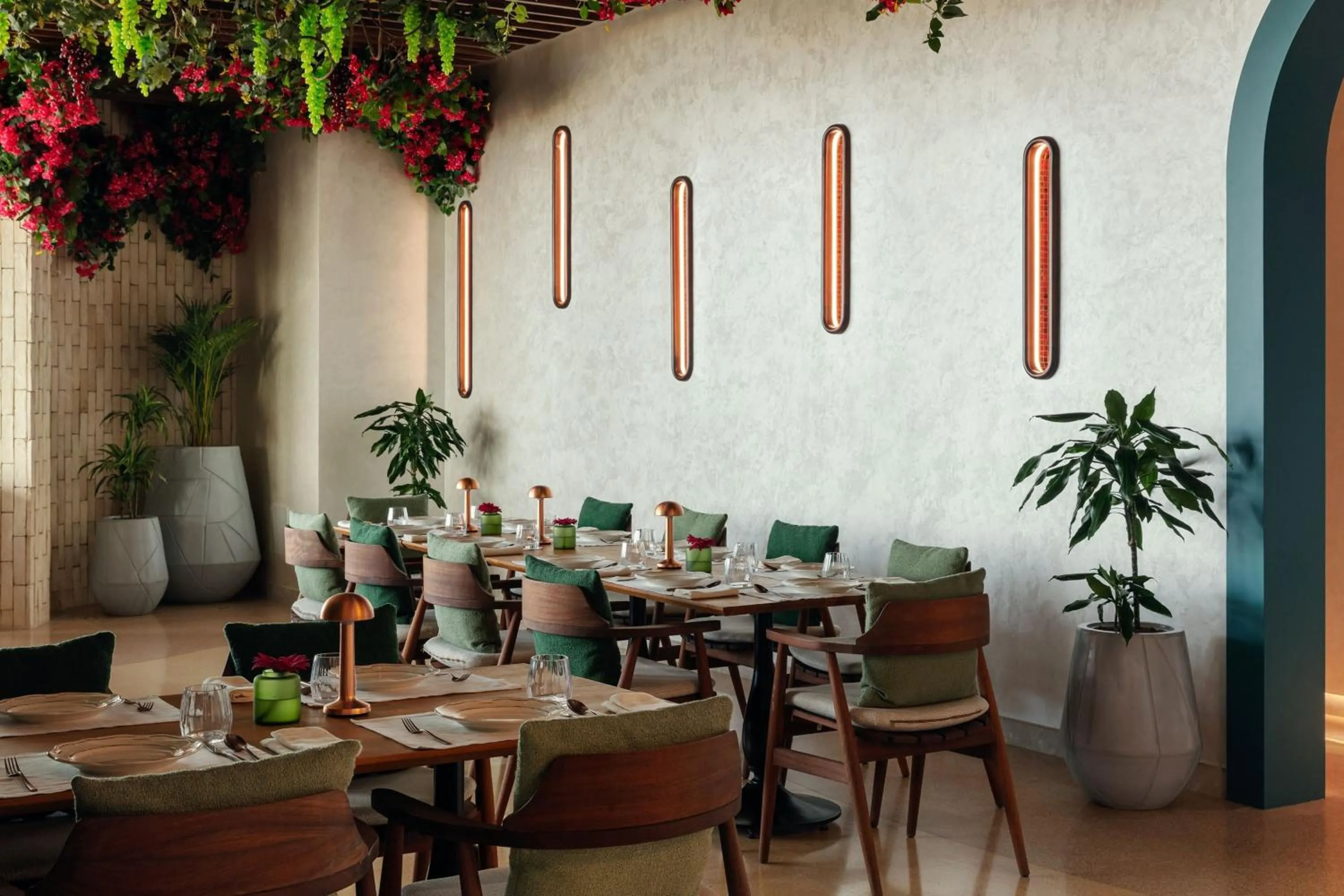 Restaurant/places to eat in The St. Regis Al Mouj Muscat Resort