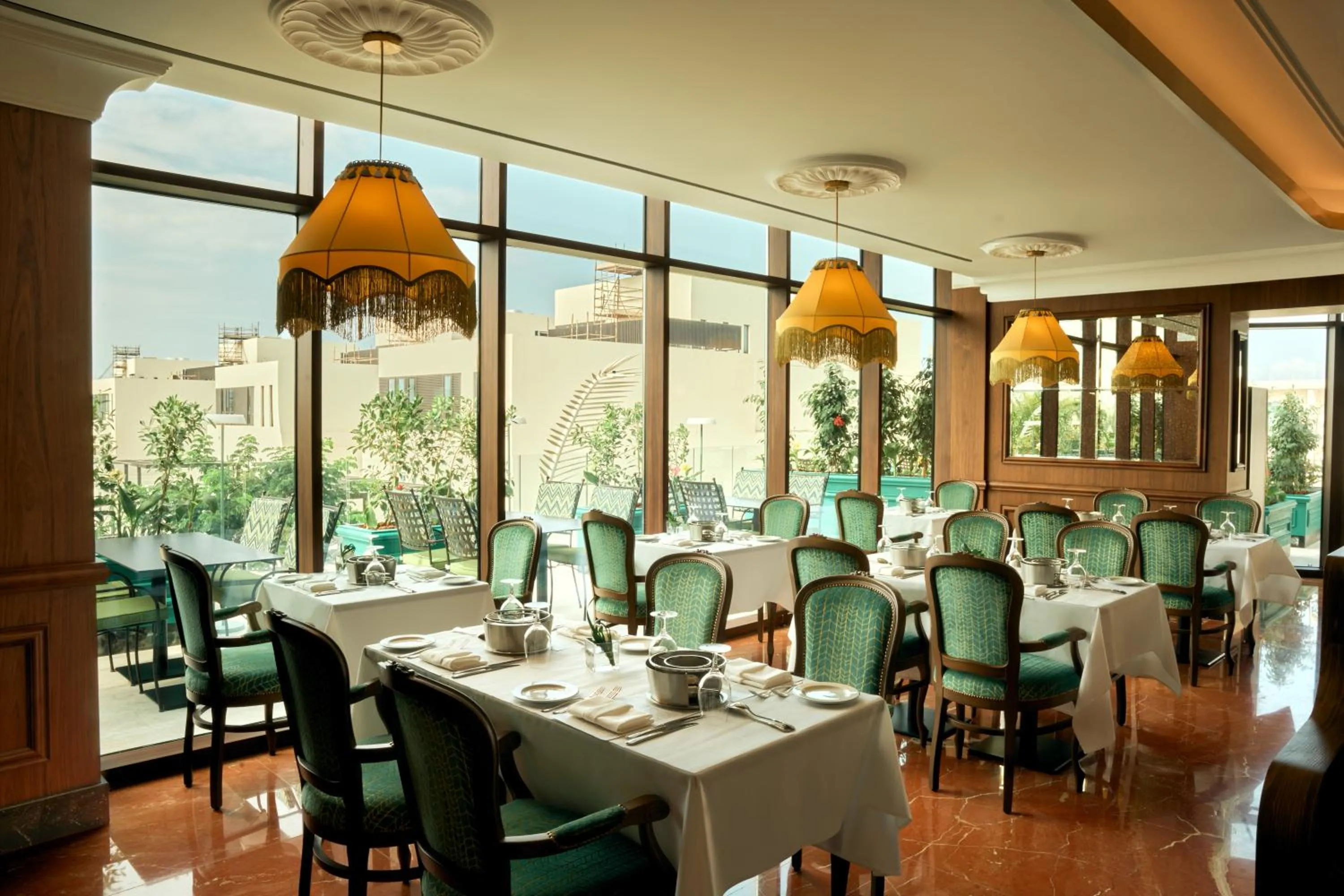 Restaurant/places to eat in The St. Regis Al Mouj Muscat Resort