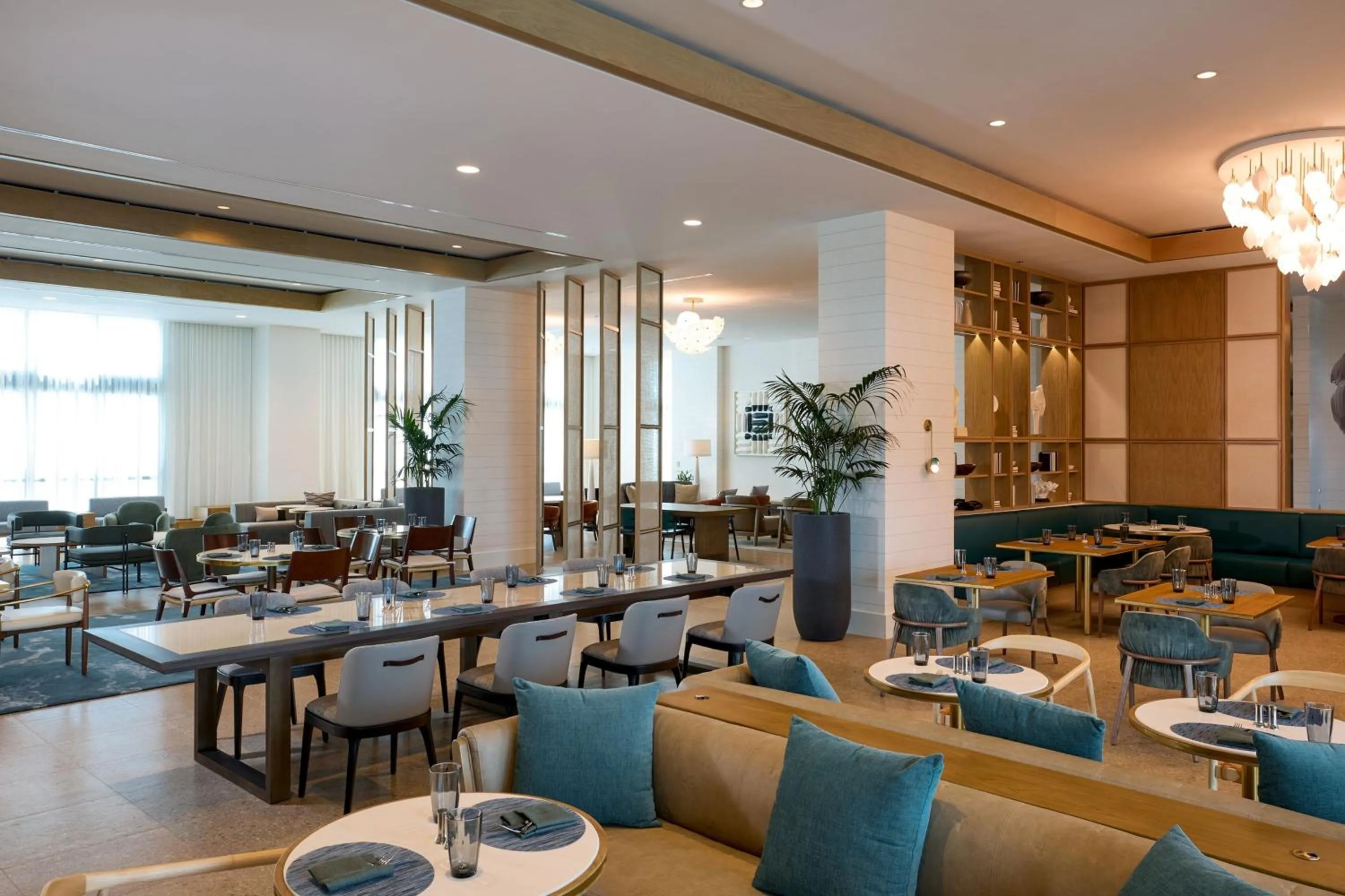 Restaurant/places to eat in Palmetto Marriott Resort & Spa