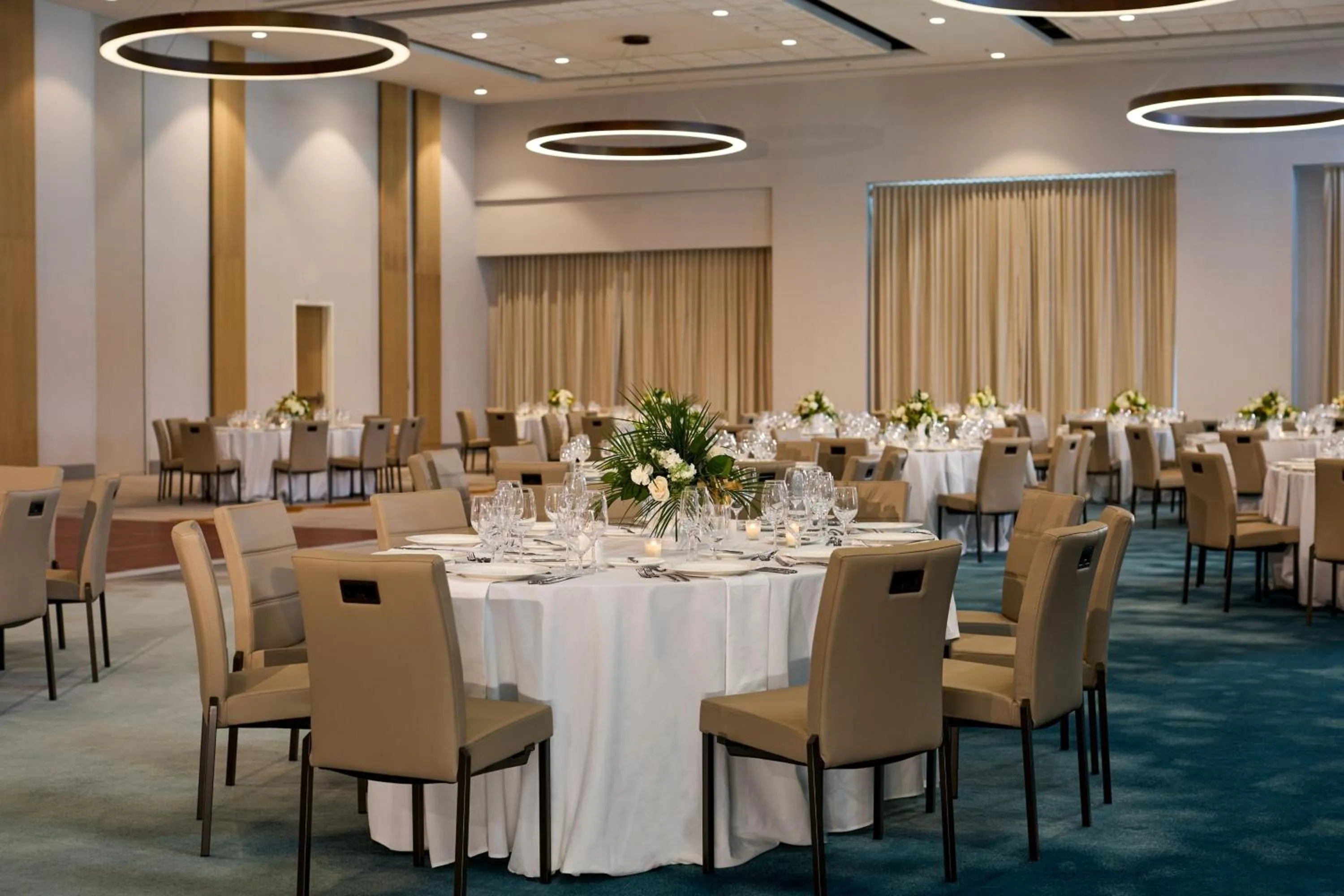 Meeting/conference room in Palmetto Marriott Resort & Spa