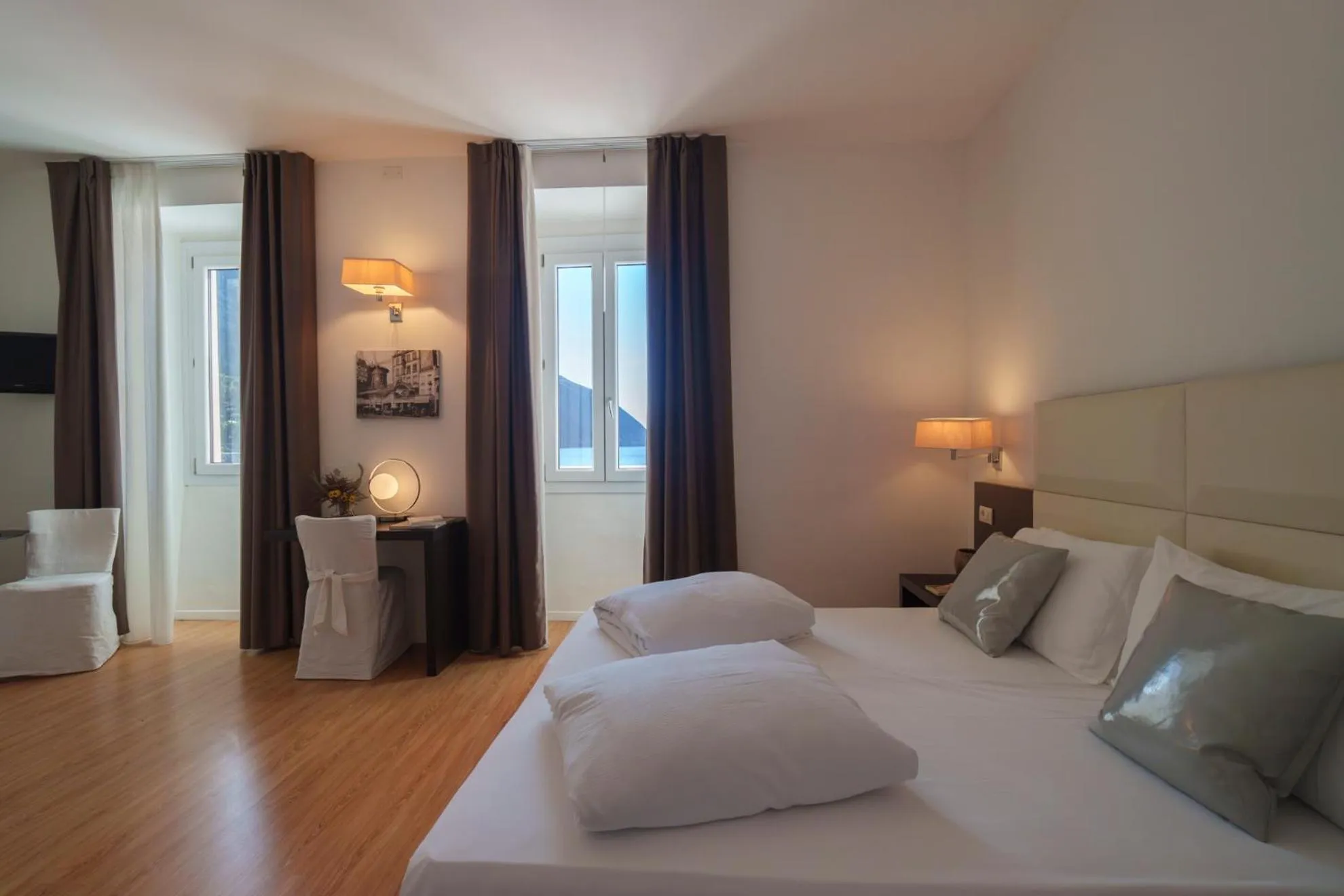 Bedroom, Bed in Hotel Geier