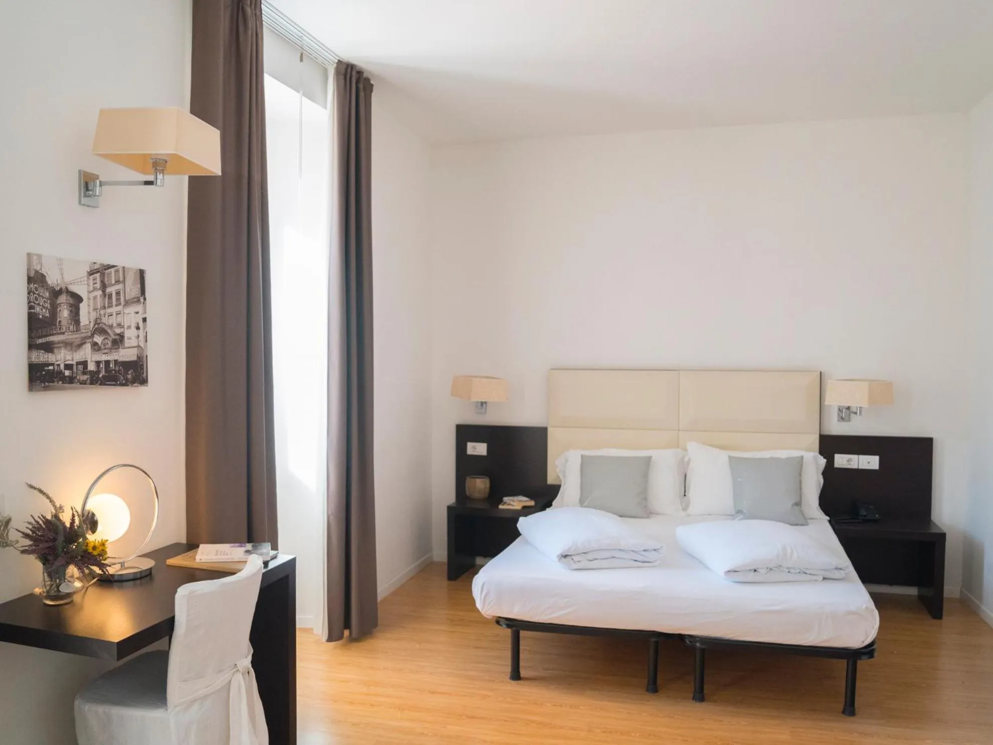 Bedroom, Bed in Hotel Geier