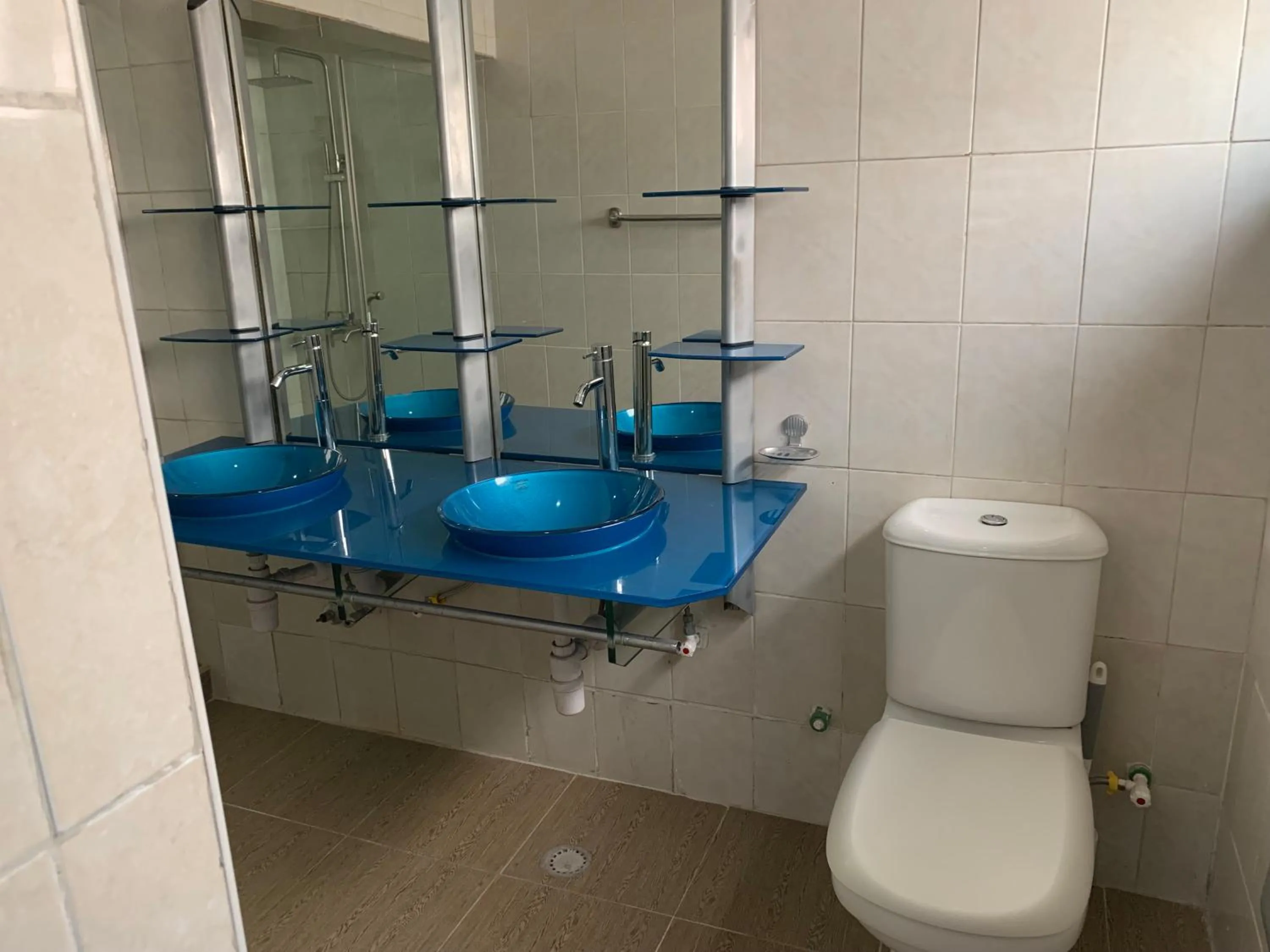 Shower in Emem Court - The Emem Apartment Collections