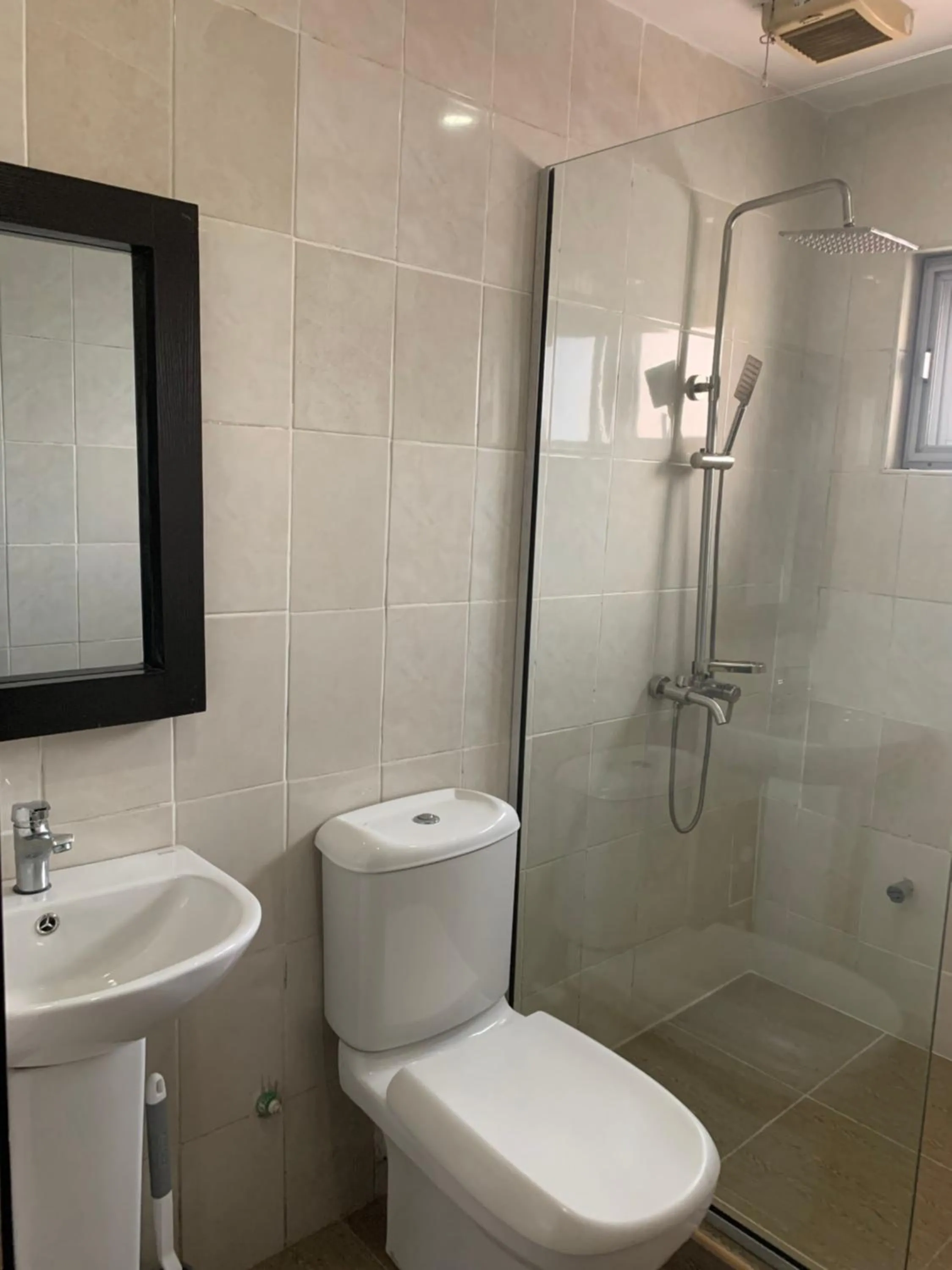 Shower in Emem Court - The Emem Apartment Collections