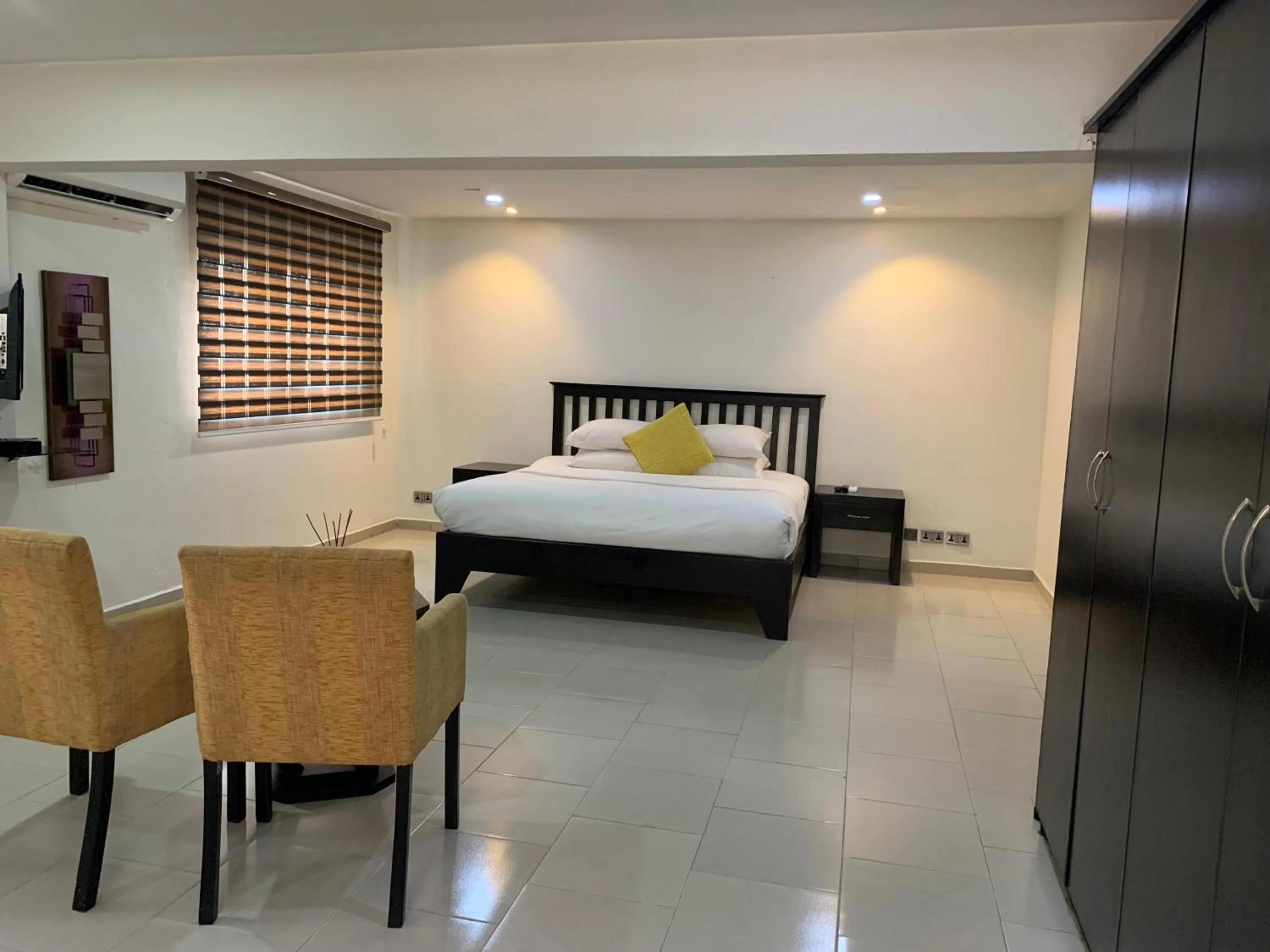 Bed in Emem Court - The Emem Apartment Collections