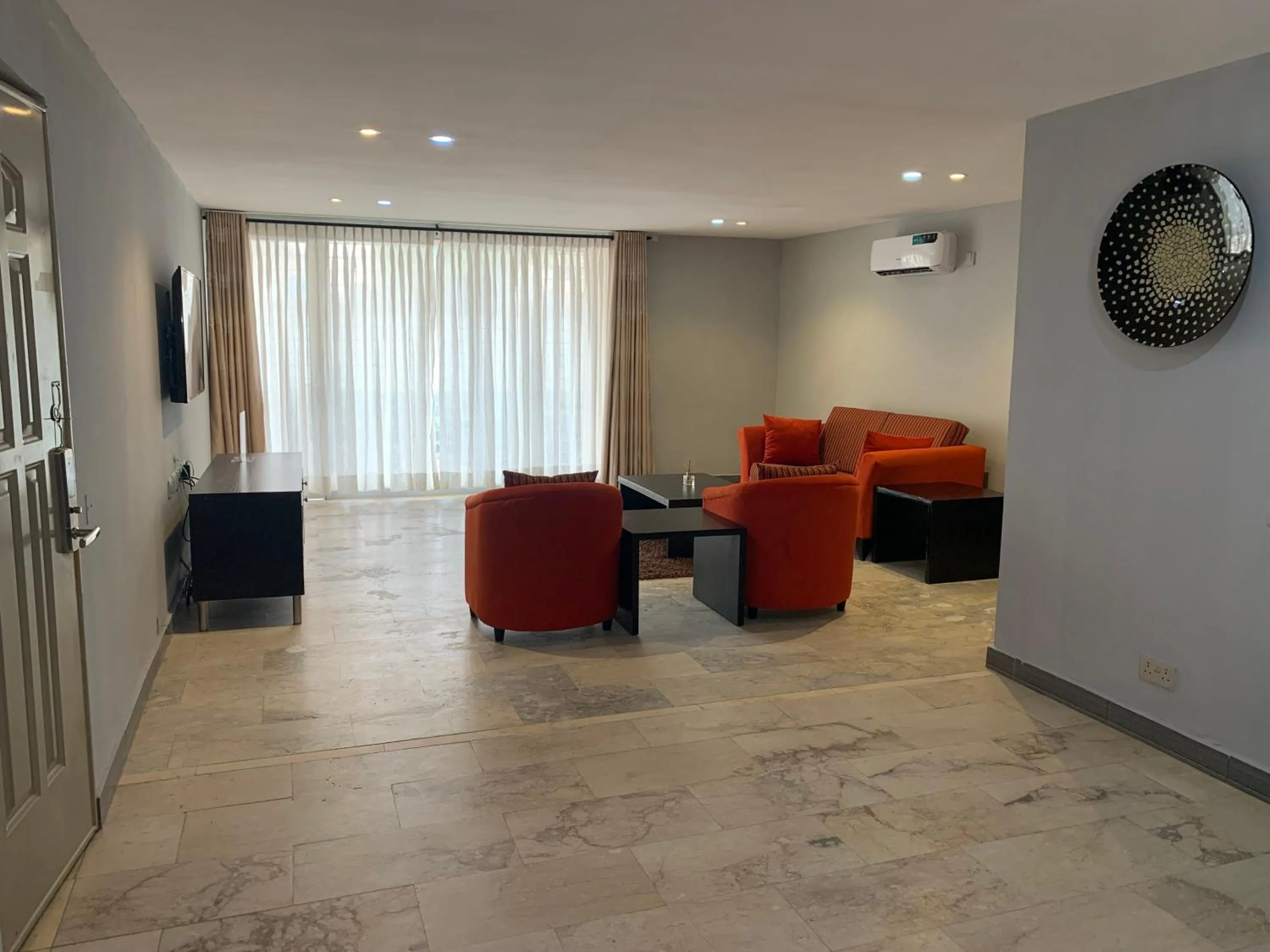 TV and multimedia in Emem Court - The Emem Apartment Collections