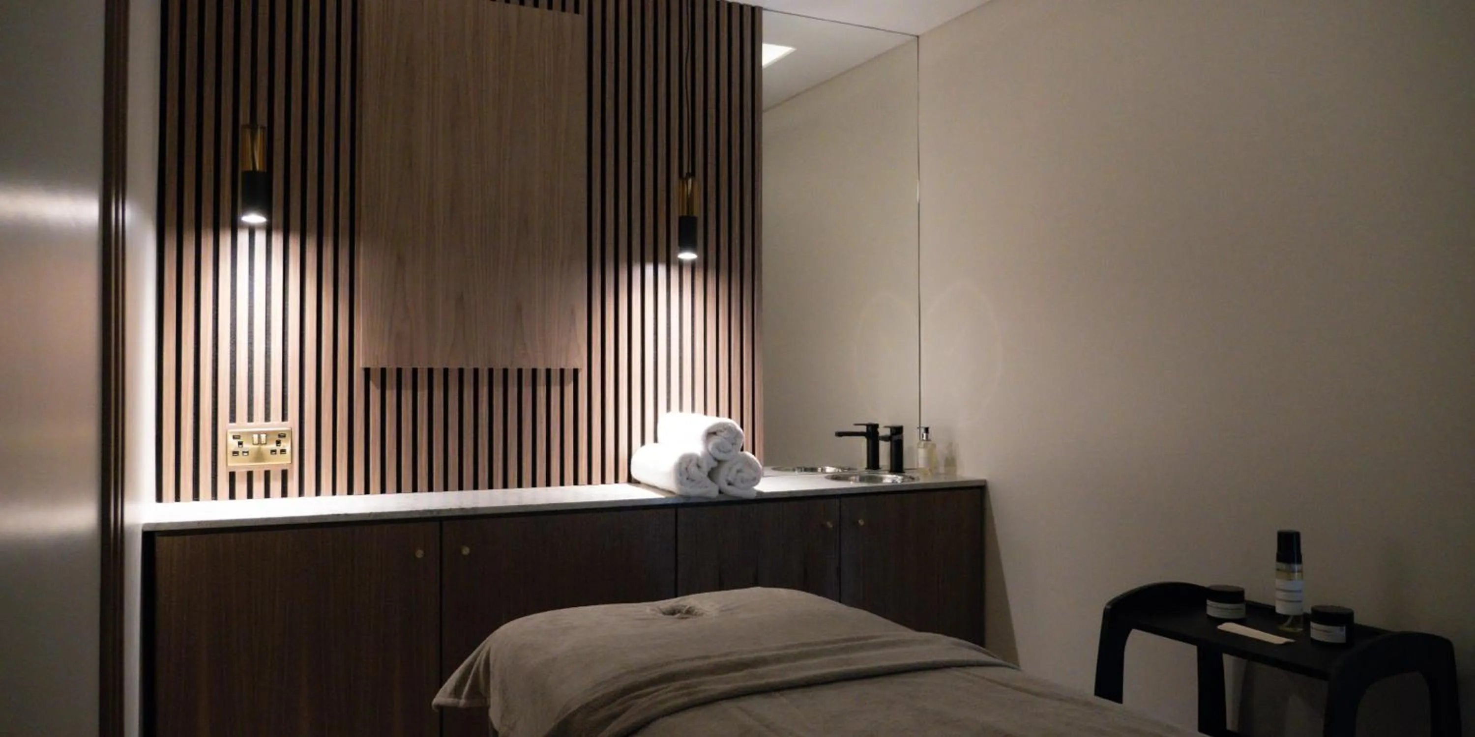 Massage, Bed in Marian Resort And Spa