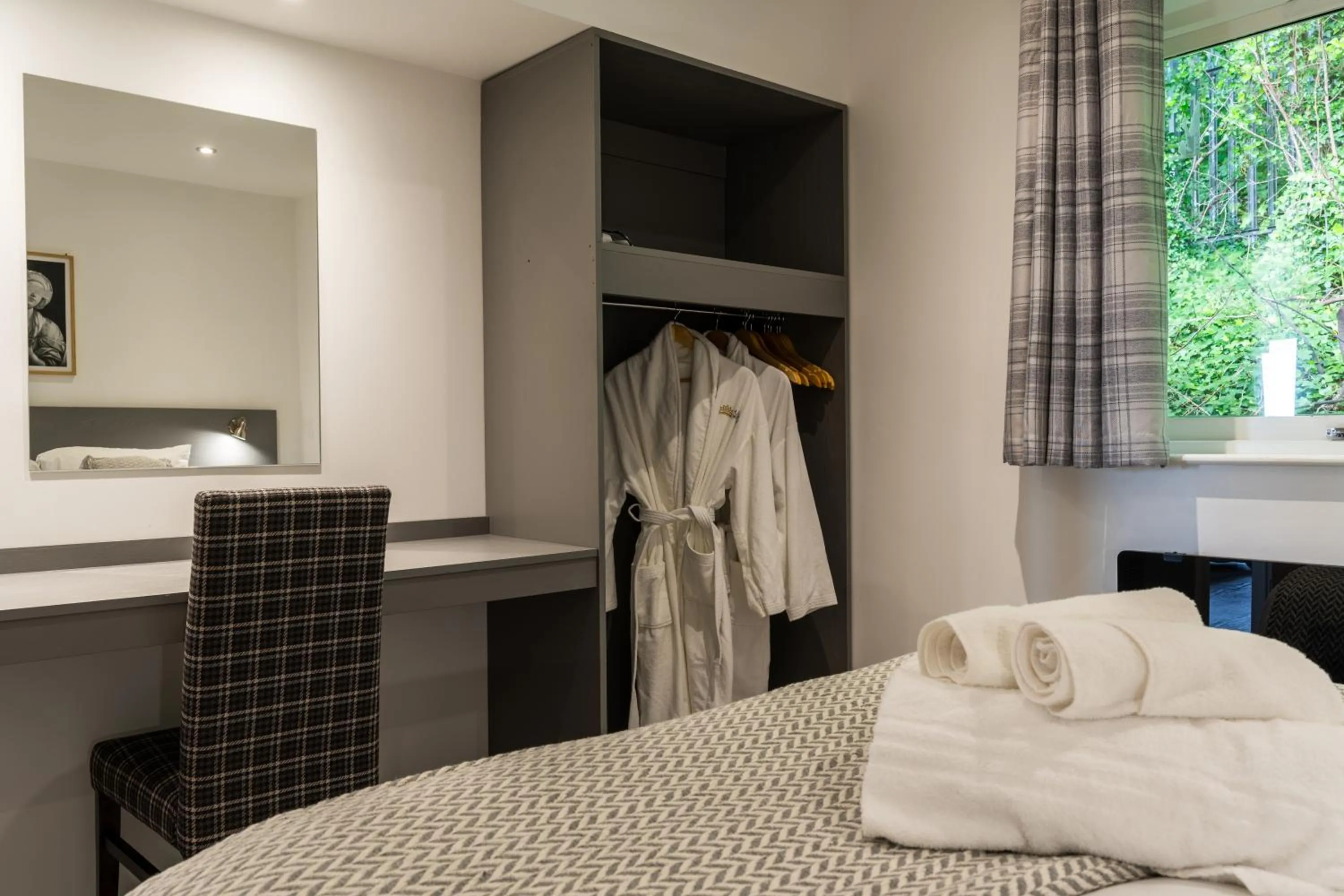 Bed in Marian Resort And Spa