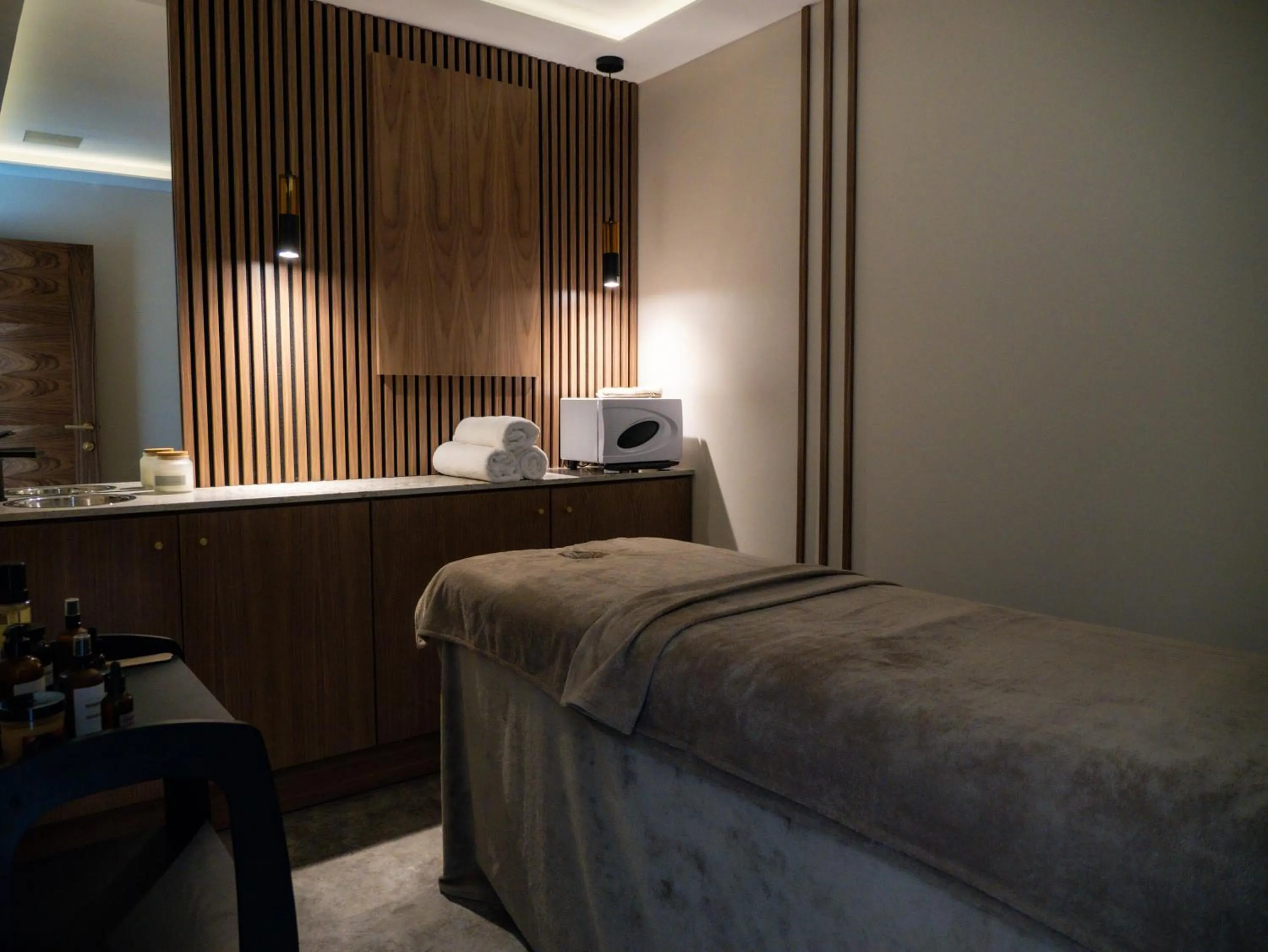 Massage, Bed in Marian Resort And Spa