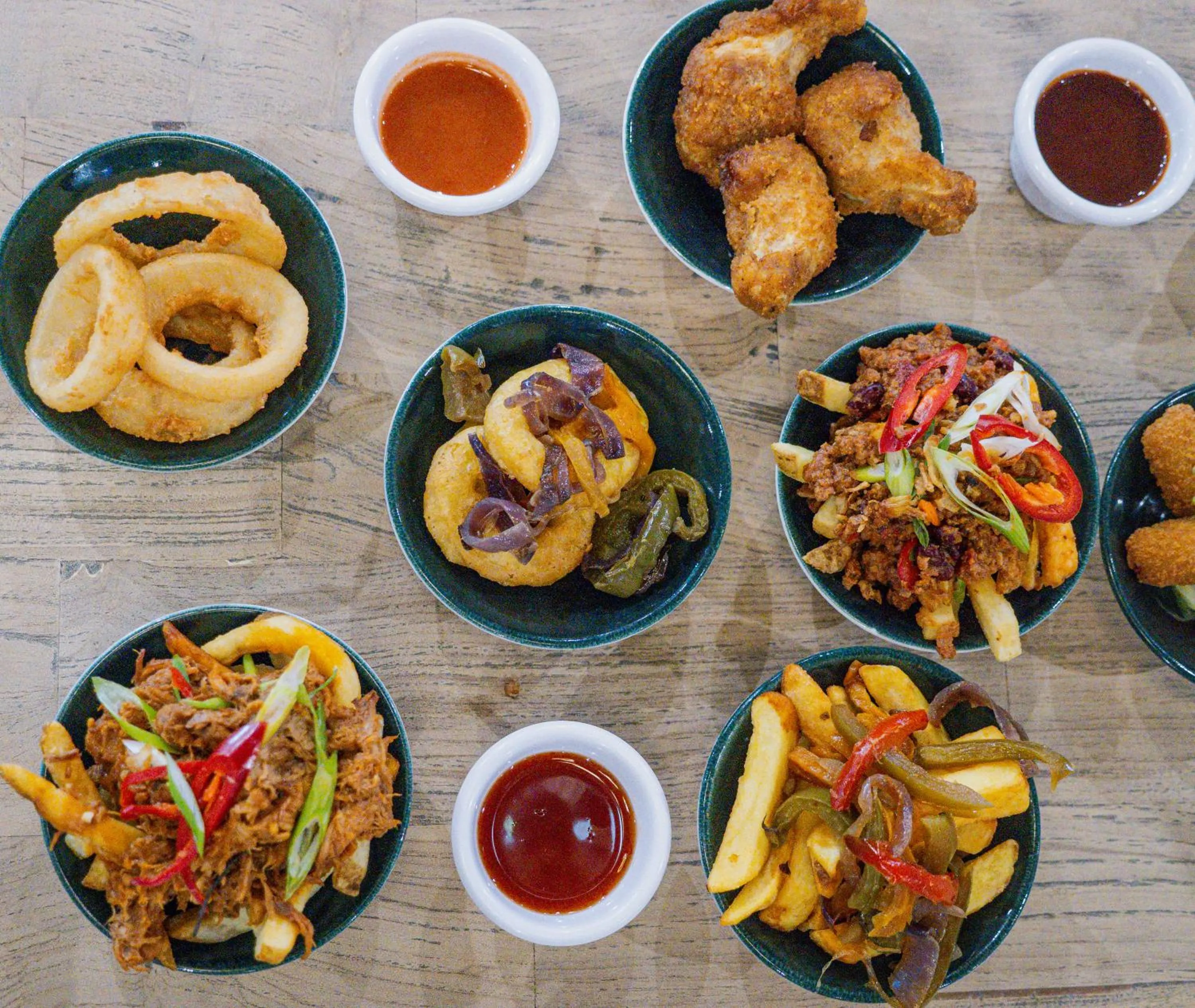 Restaurant/places to eat in Marian Resort And Spa