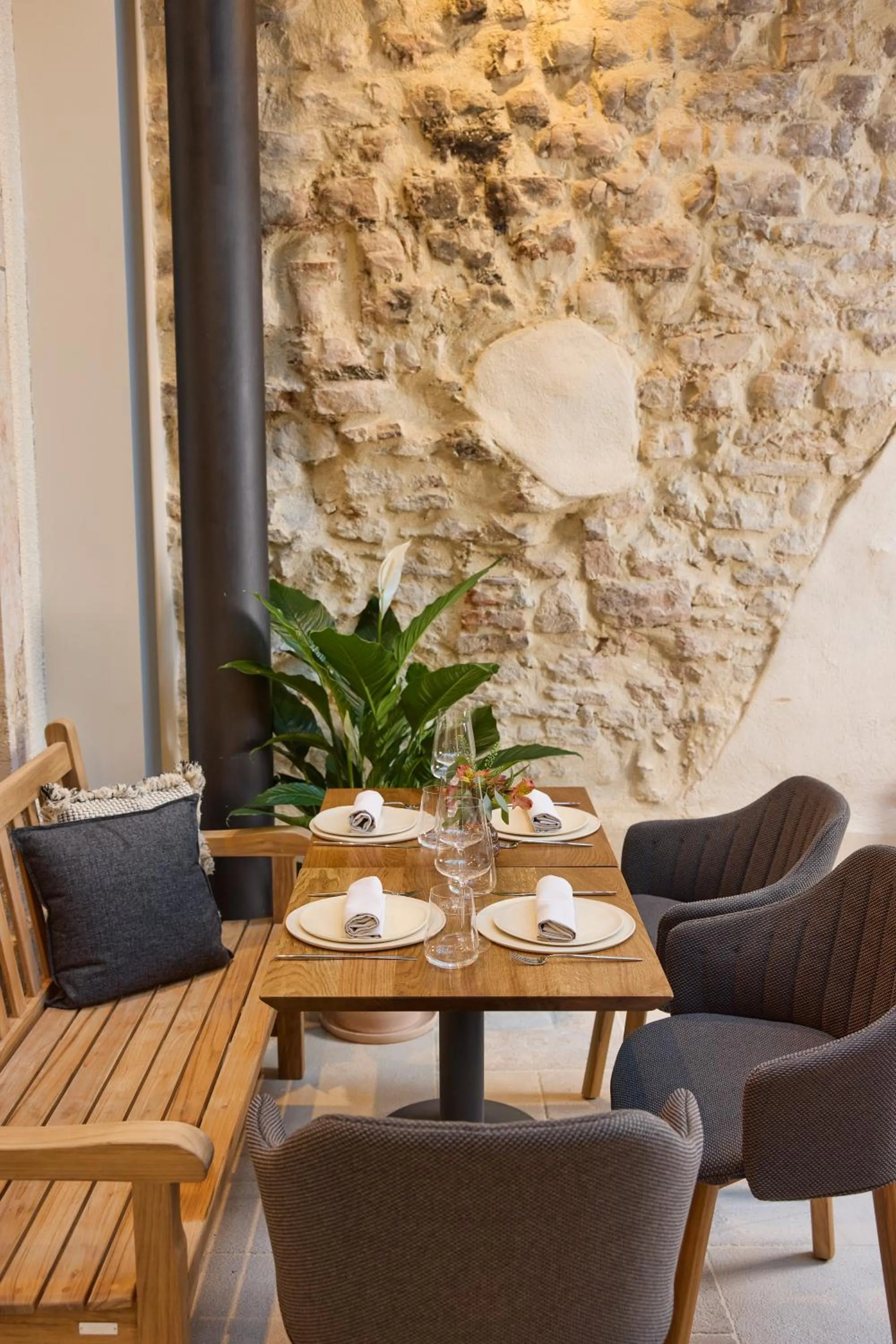 Restaurant/places to eat in Maison 1896