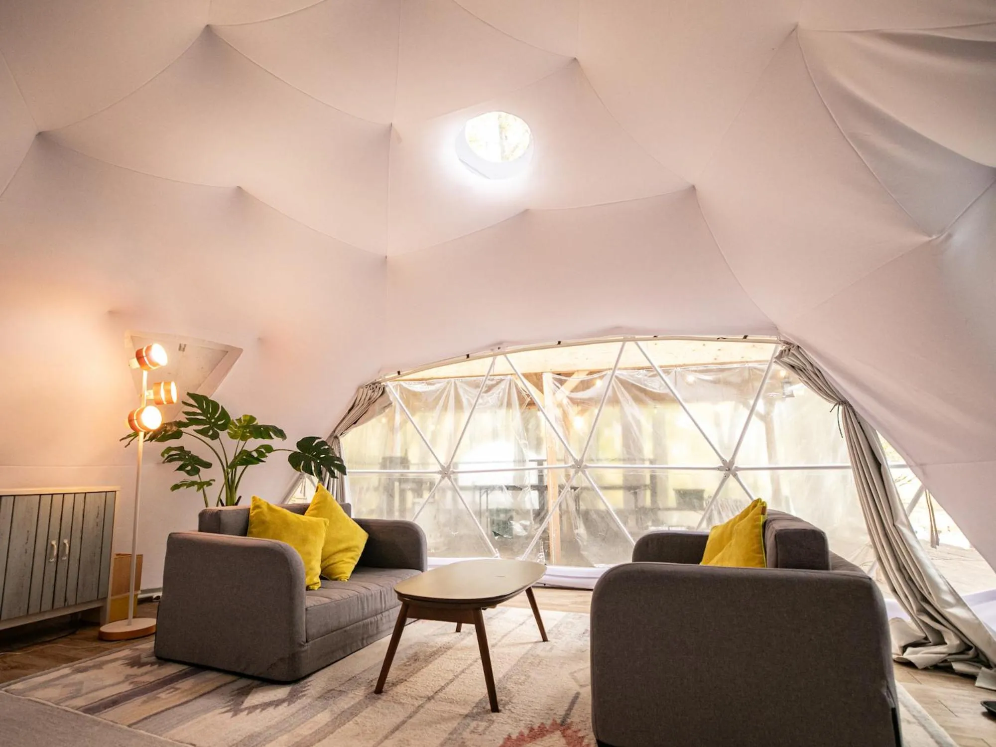 Bed in Nagano GLAMPINGBASE enCamp