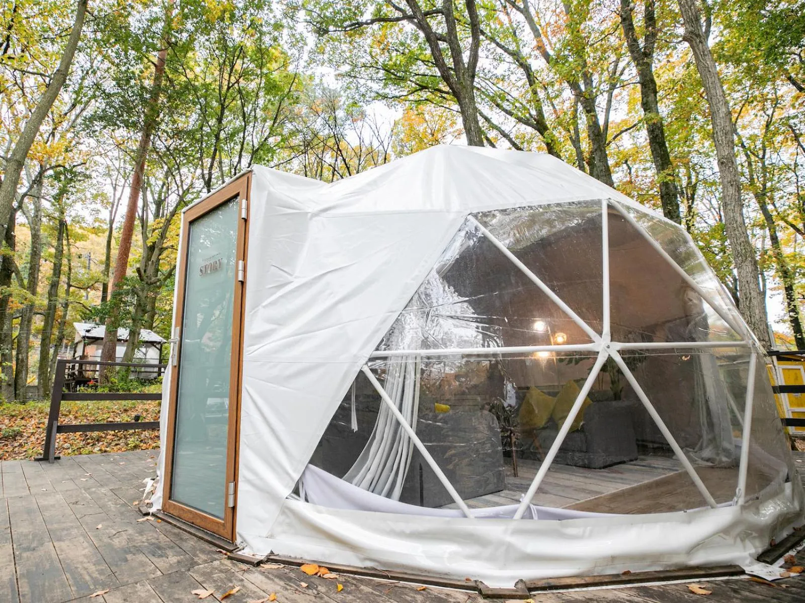 Photo of the whole room in Nagano GLAMPINGBASE enCamp