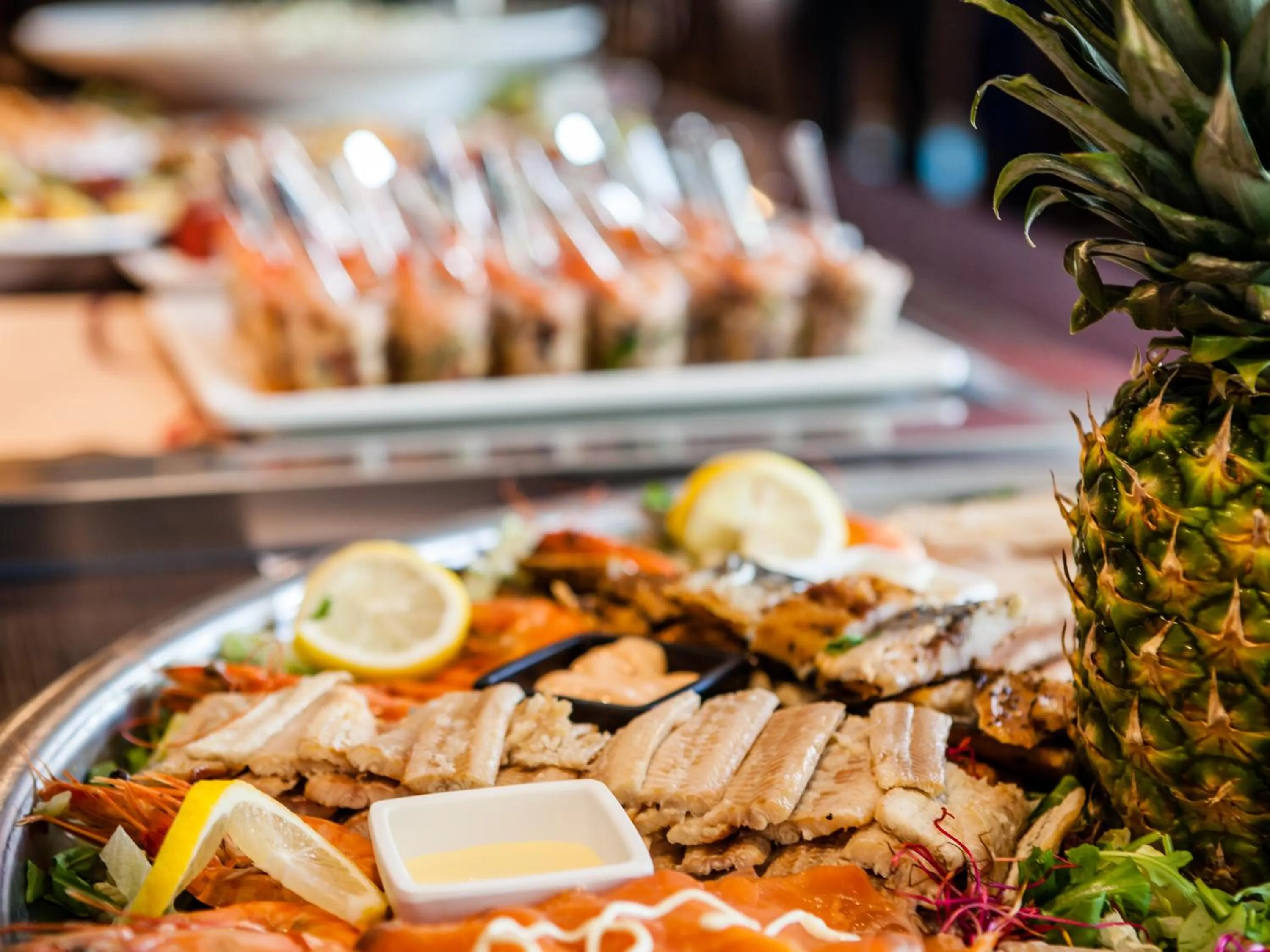 Food and drinks in Hotel and Restaurant van Saaze