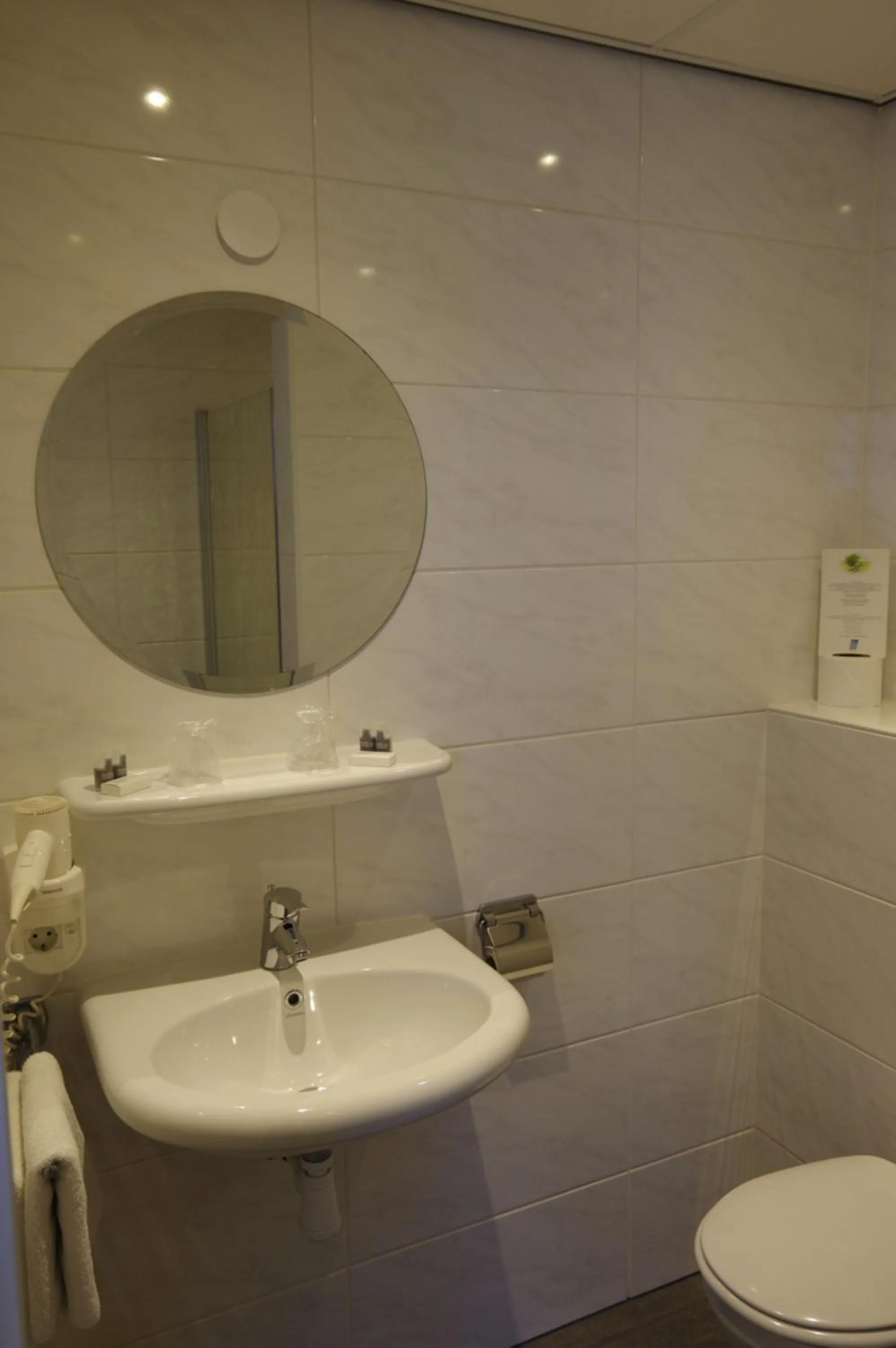 Toilet in Hotel and Restaurant van Saaze