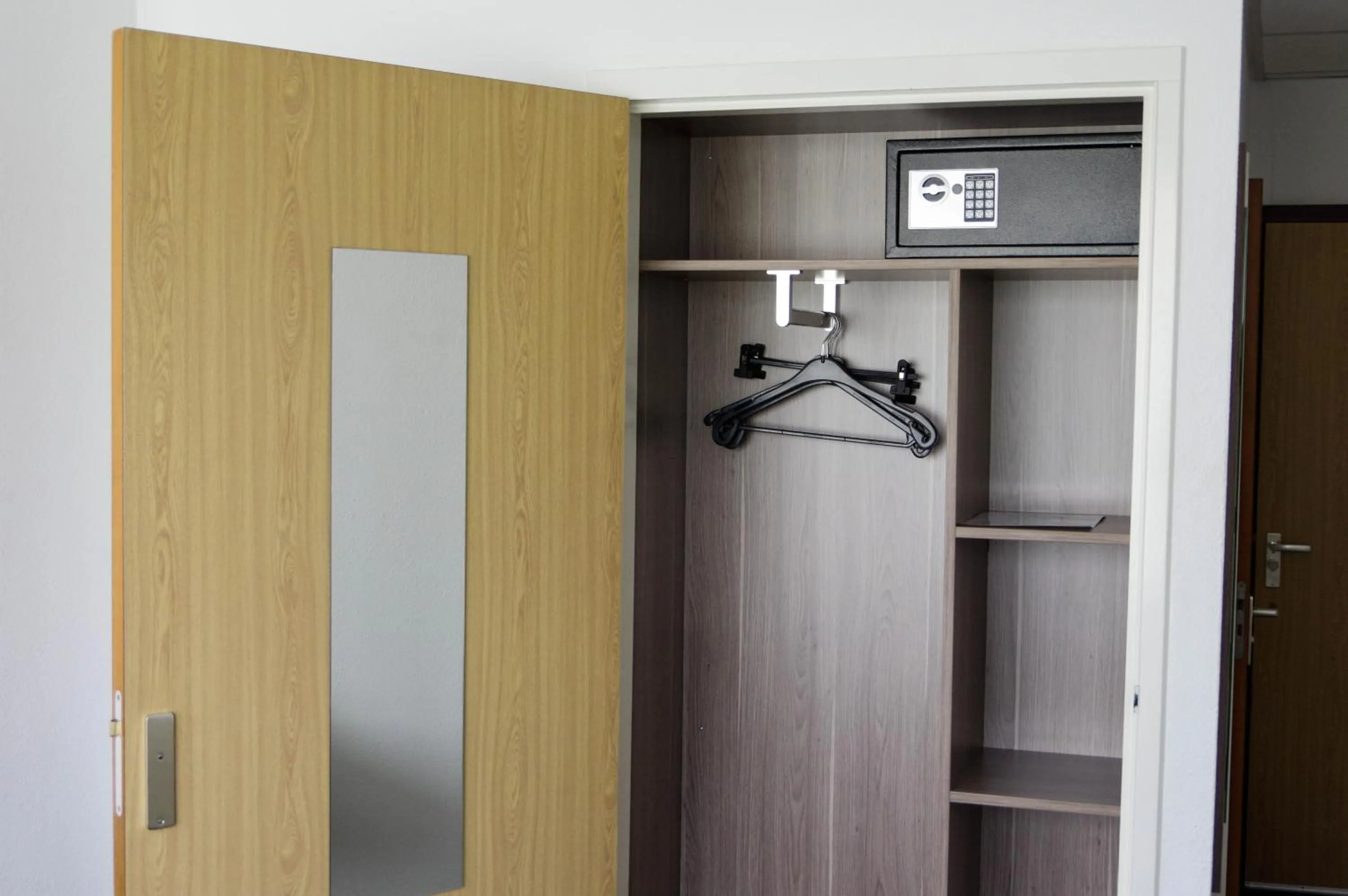 safe in Hotel and Restaurant van Saaze