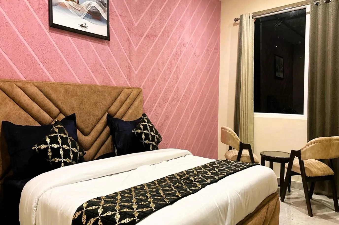 Bed in Hotel Grand Parador