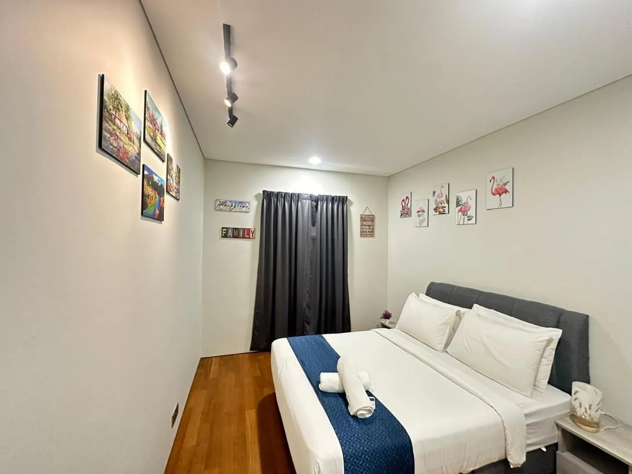 Bedroom, Bed in Sky Suites KL City Center