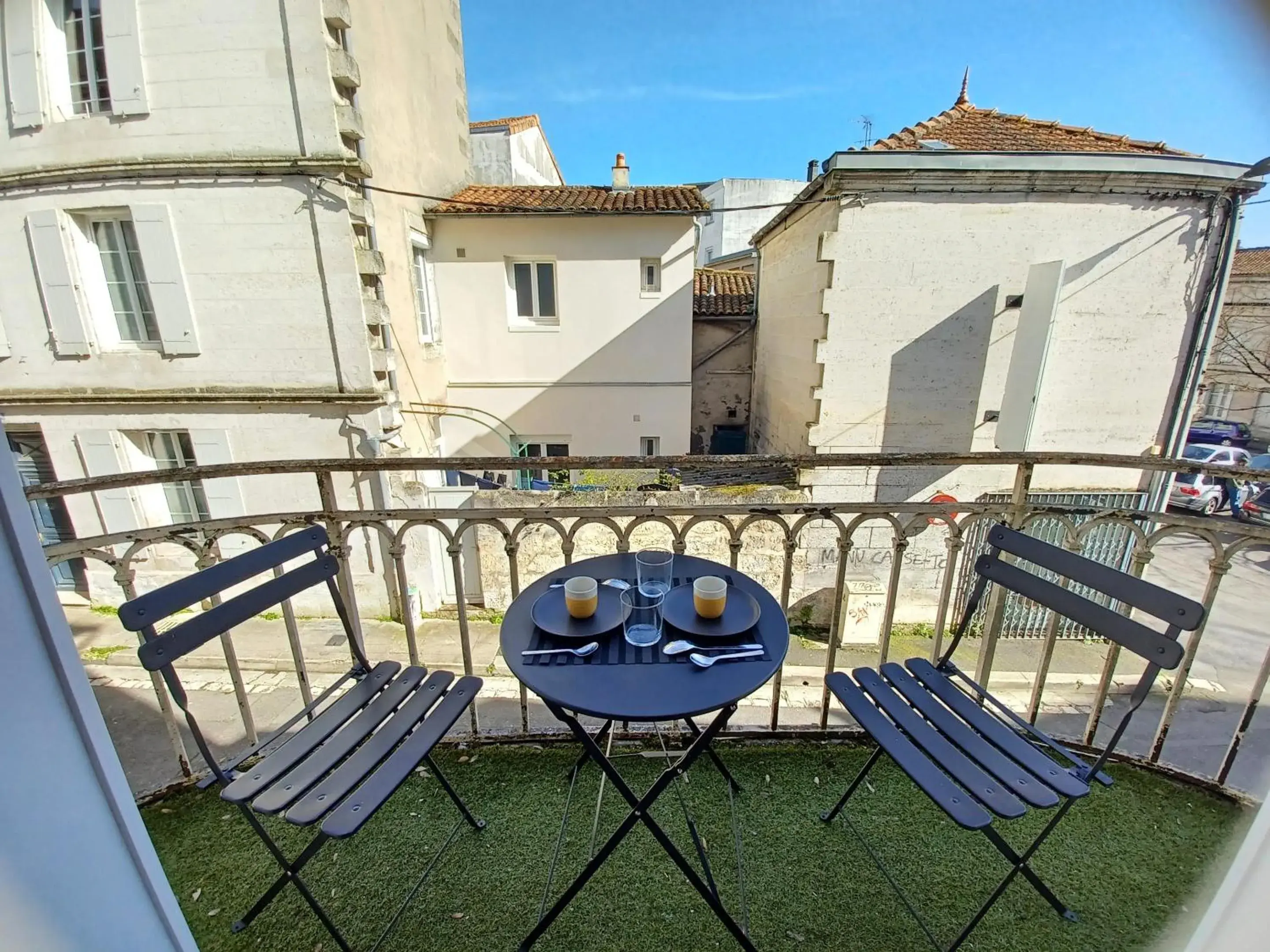 Balcony/Terrace in Fanfrelin joli T3 centre ville Balcony/Terrace in Fanfrelin joli T3 centre ville