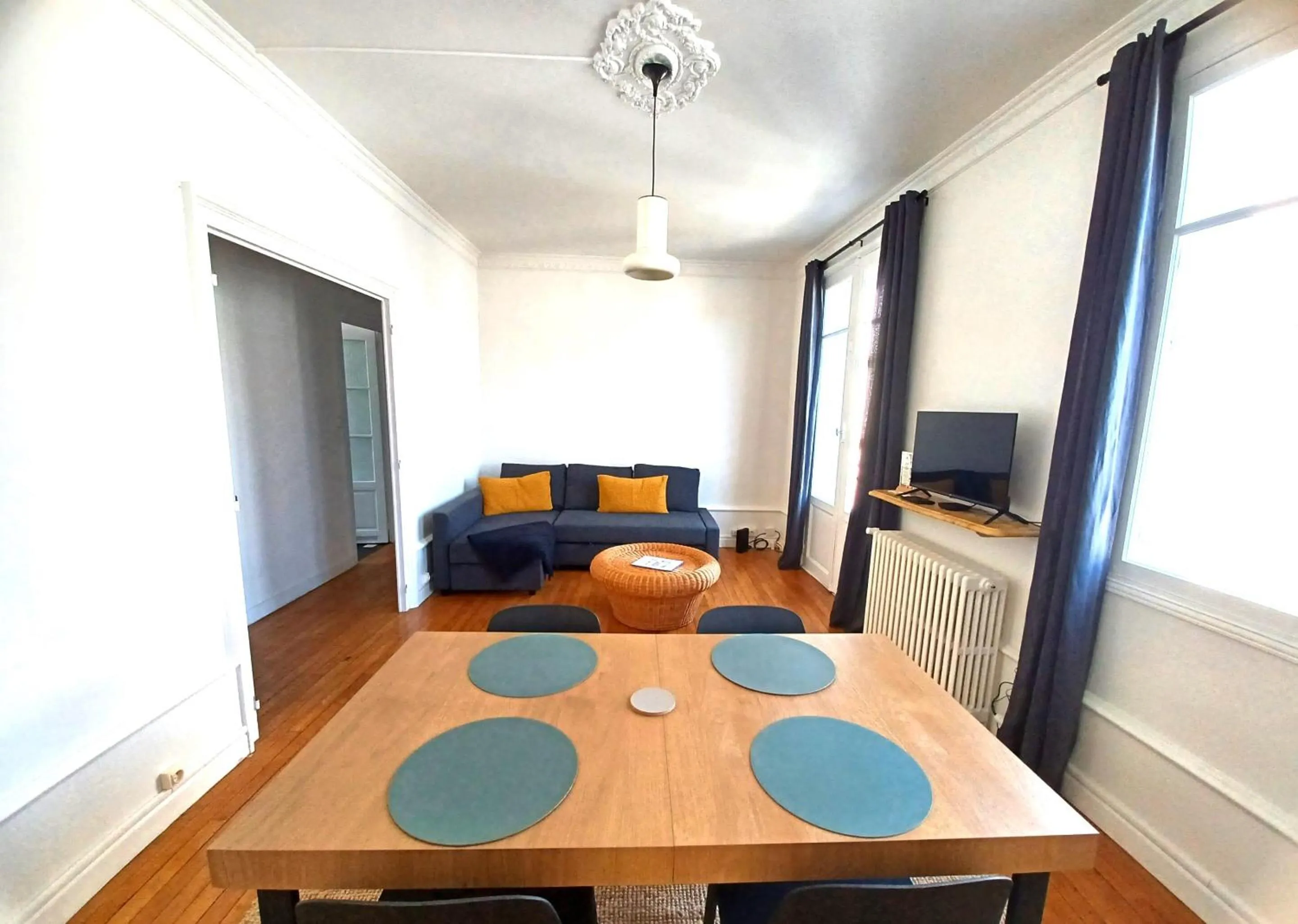 Living room in Fanfrelin joli T3 centre ville