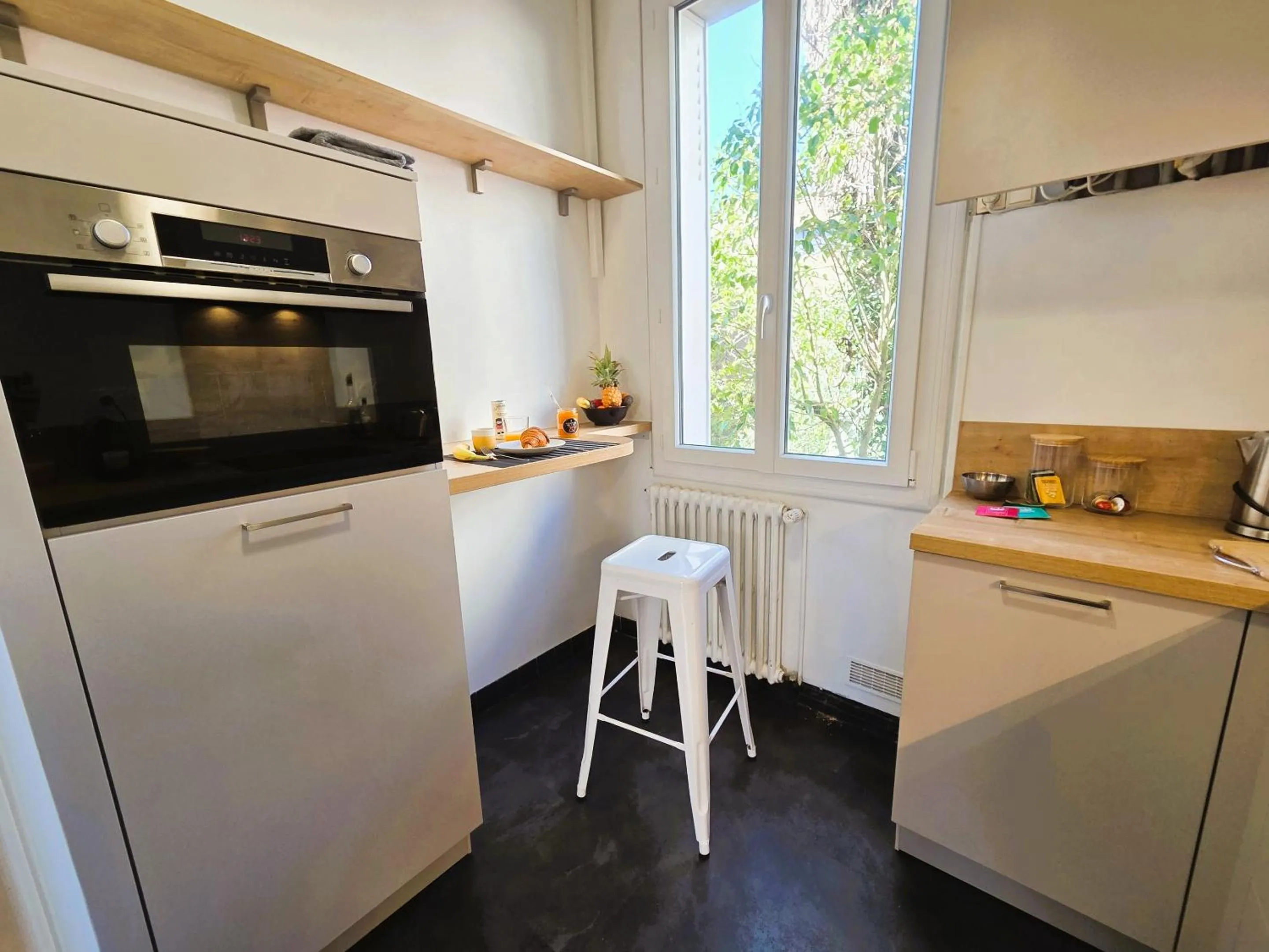 Kitchen or kitchenette in Fanfrelin joli T3 centre ville
