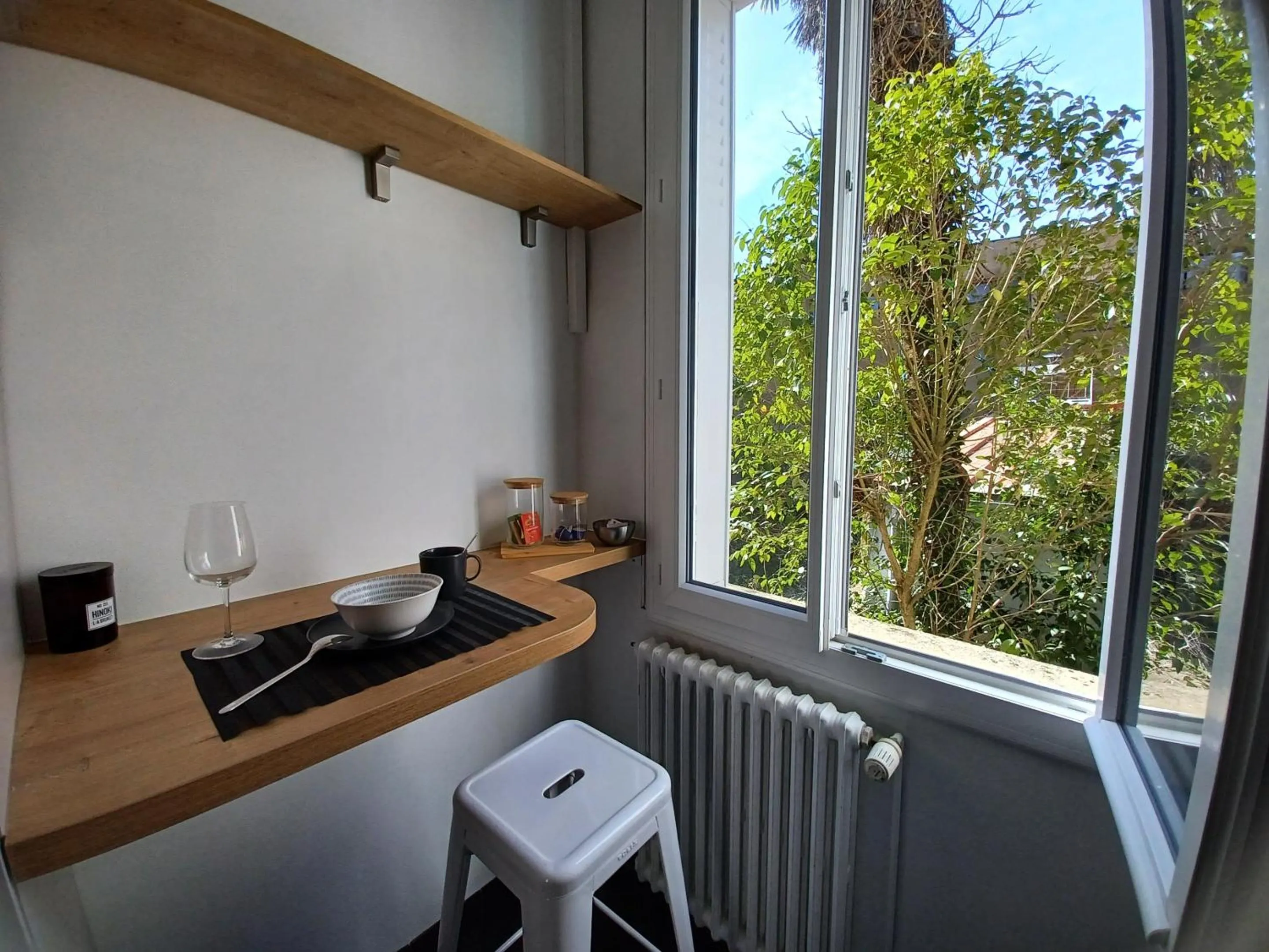 Kitchen or kitchenette in Fanfrelin joli T3 centre ville