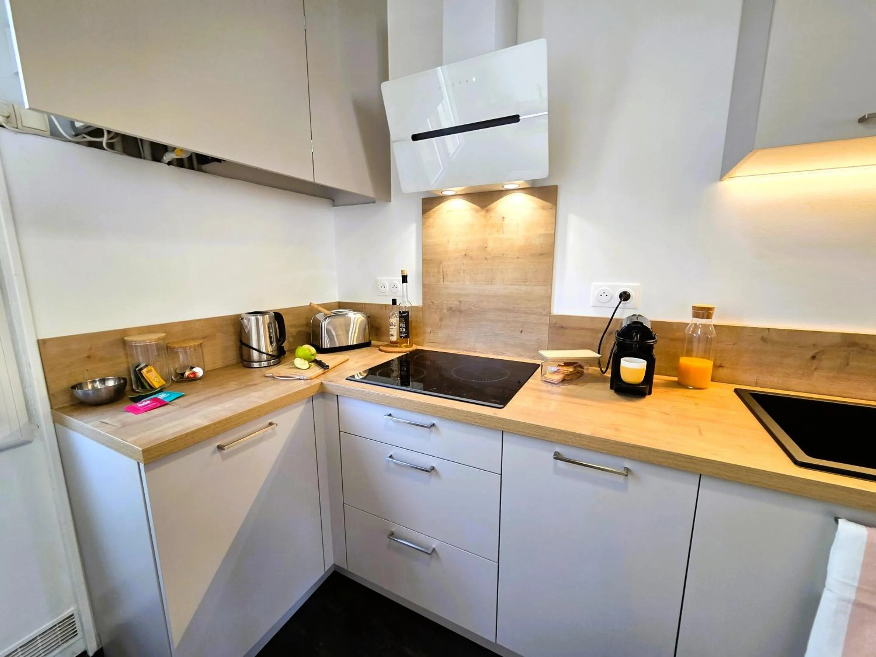 Kitchen or kitchenette in Fanfrelin joli T3 centre ville