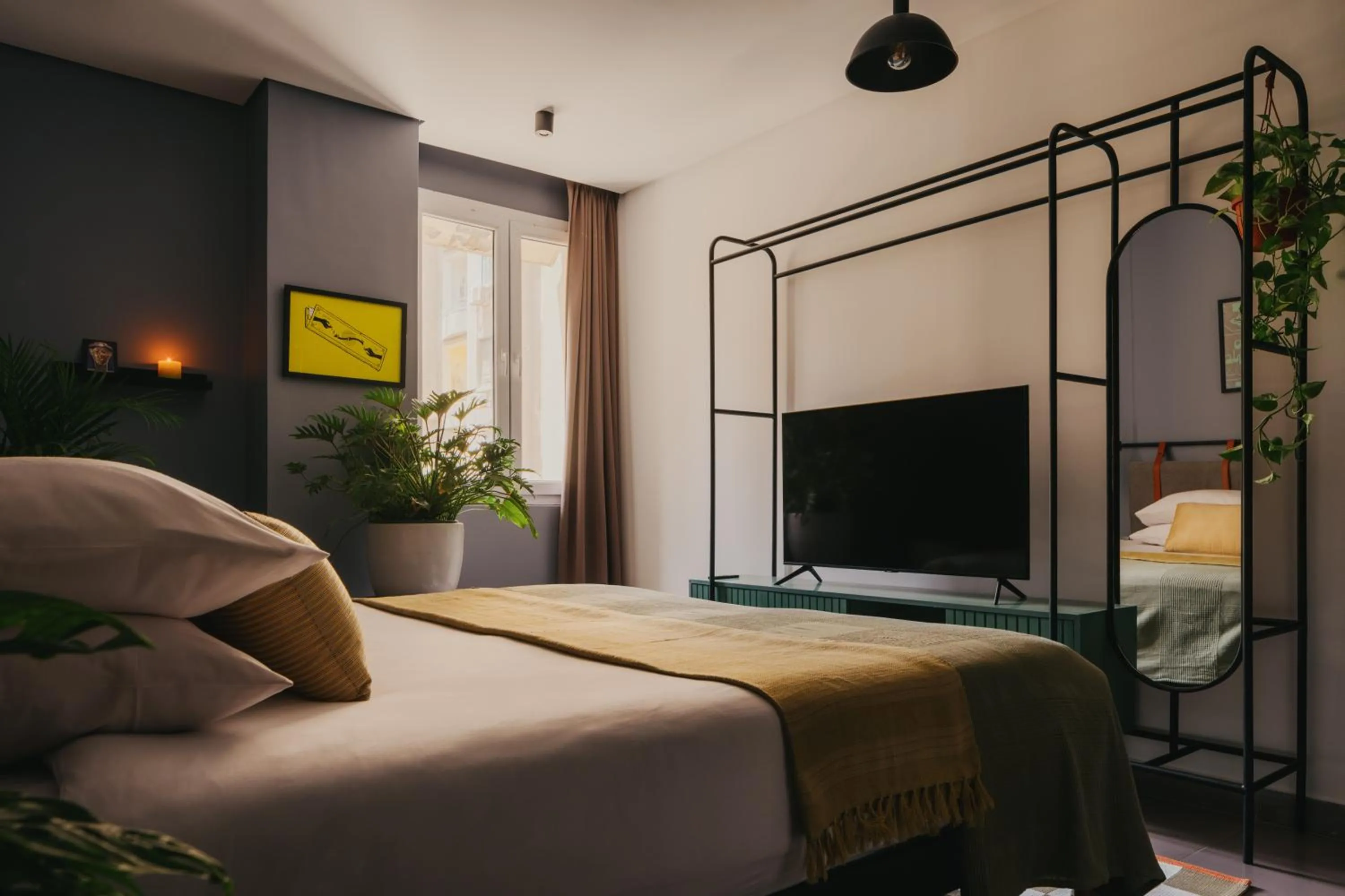 Bed in Brassbell l DT l Hannaux l Tahrir sq