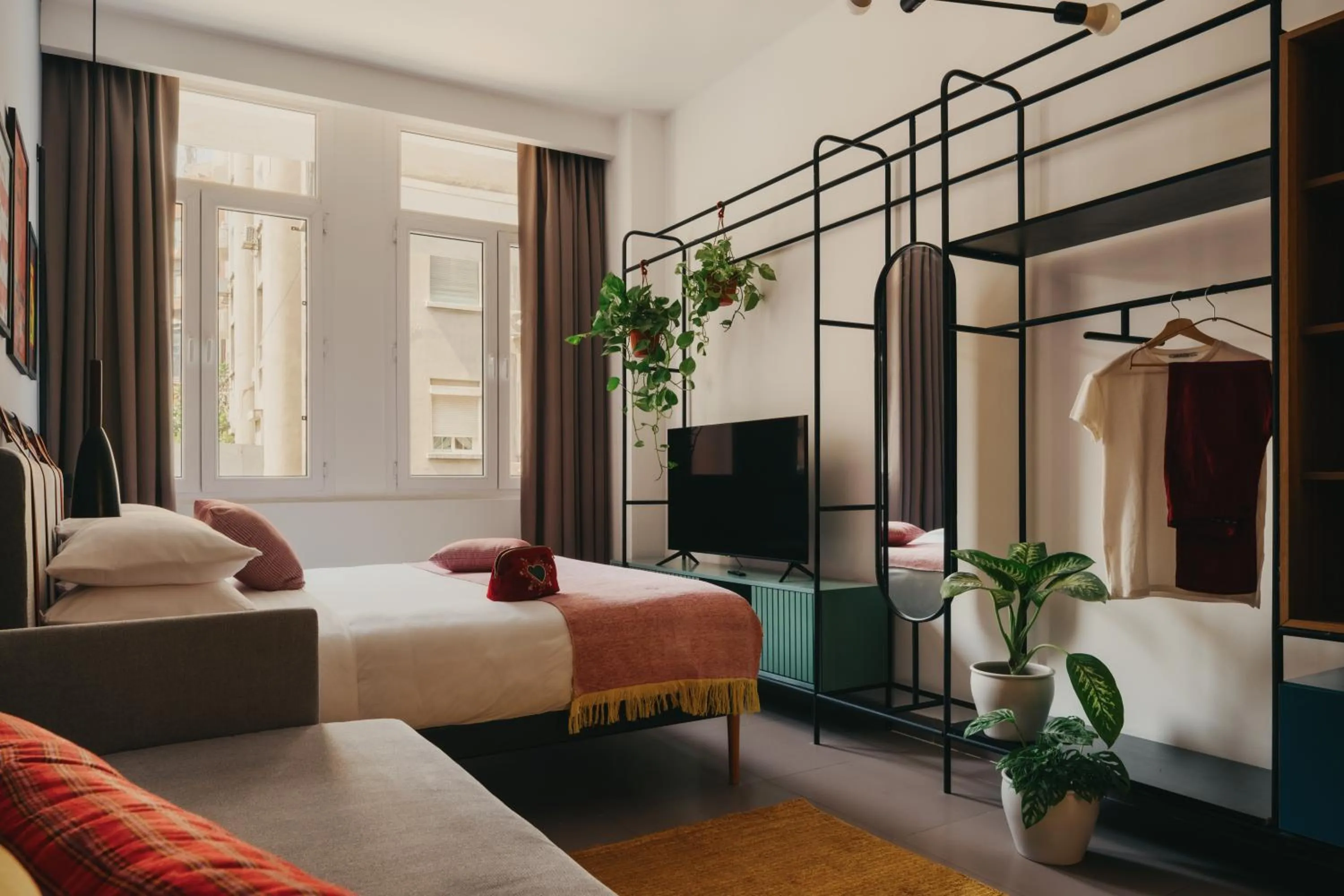 Bed in Brassbell l DT l Hannaux l Tahrir sq