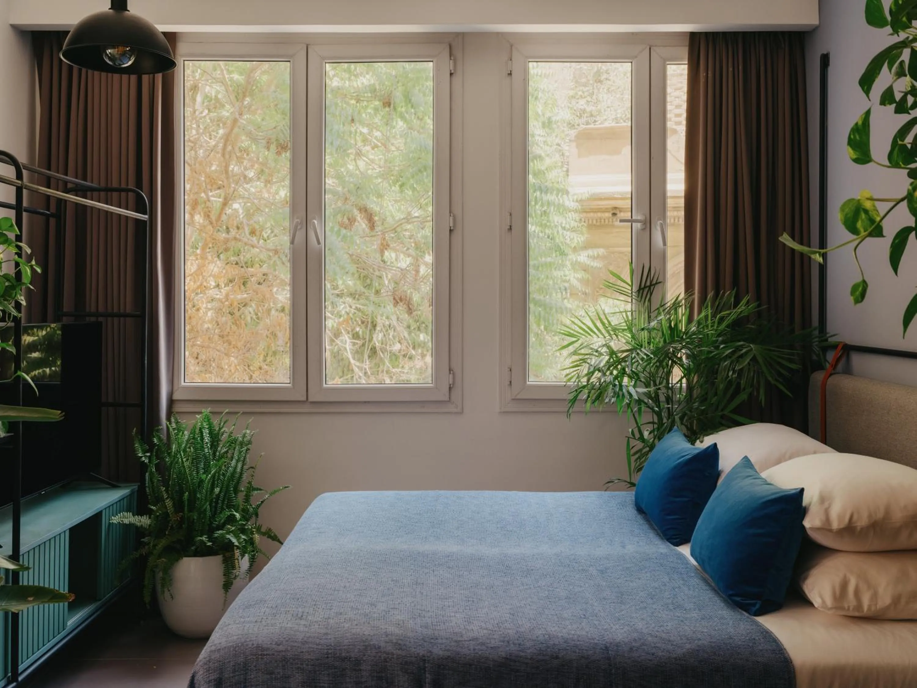 Bed in Brassbell l DT l Hannaux l Tahrir sq