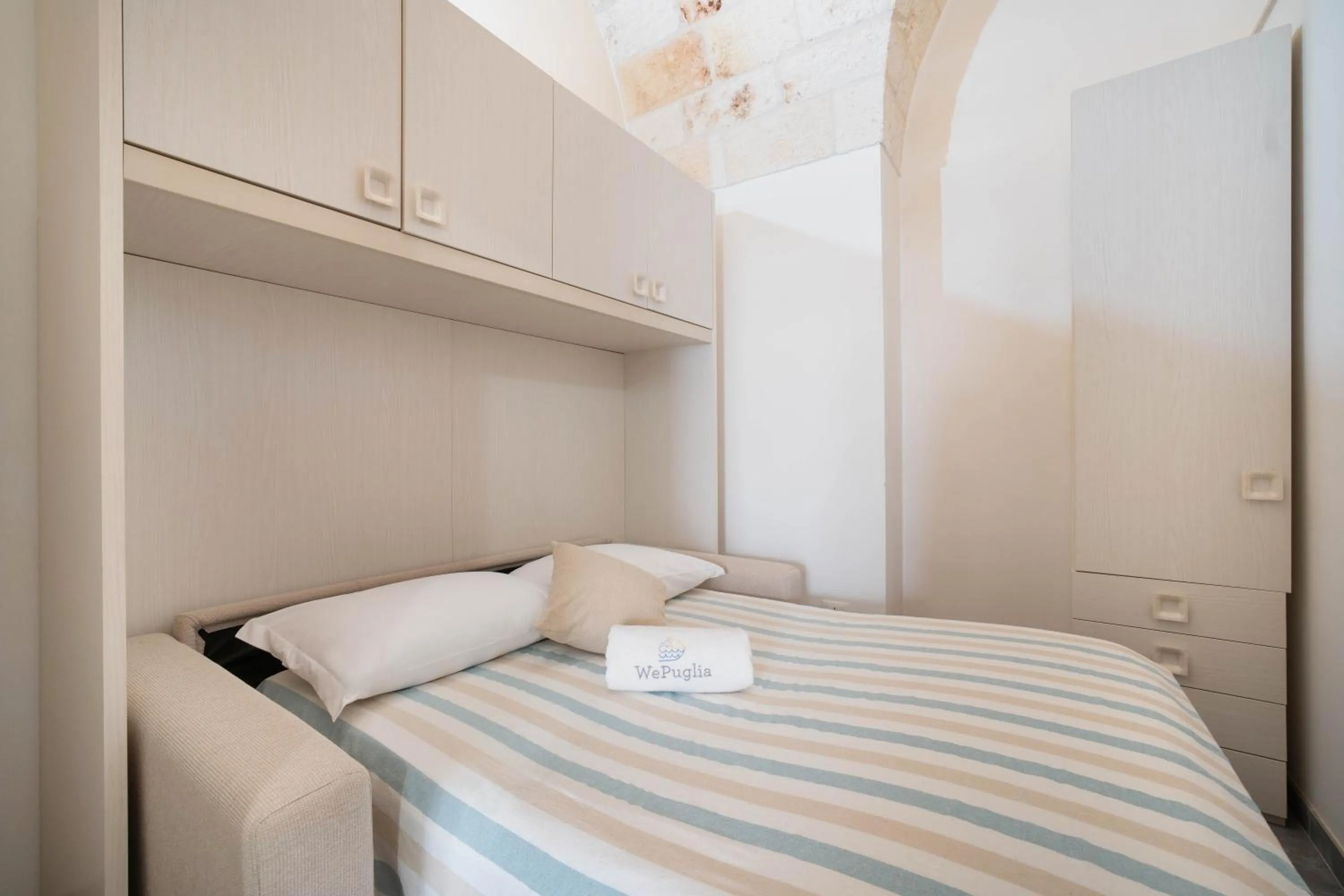 Photo of the whole room, Bed in WePuglia - Casa Romanelli