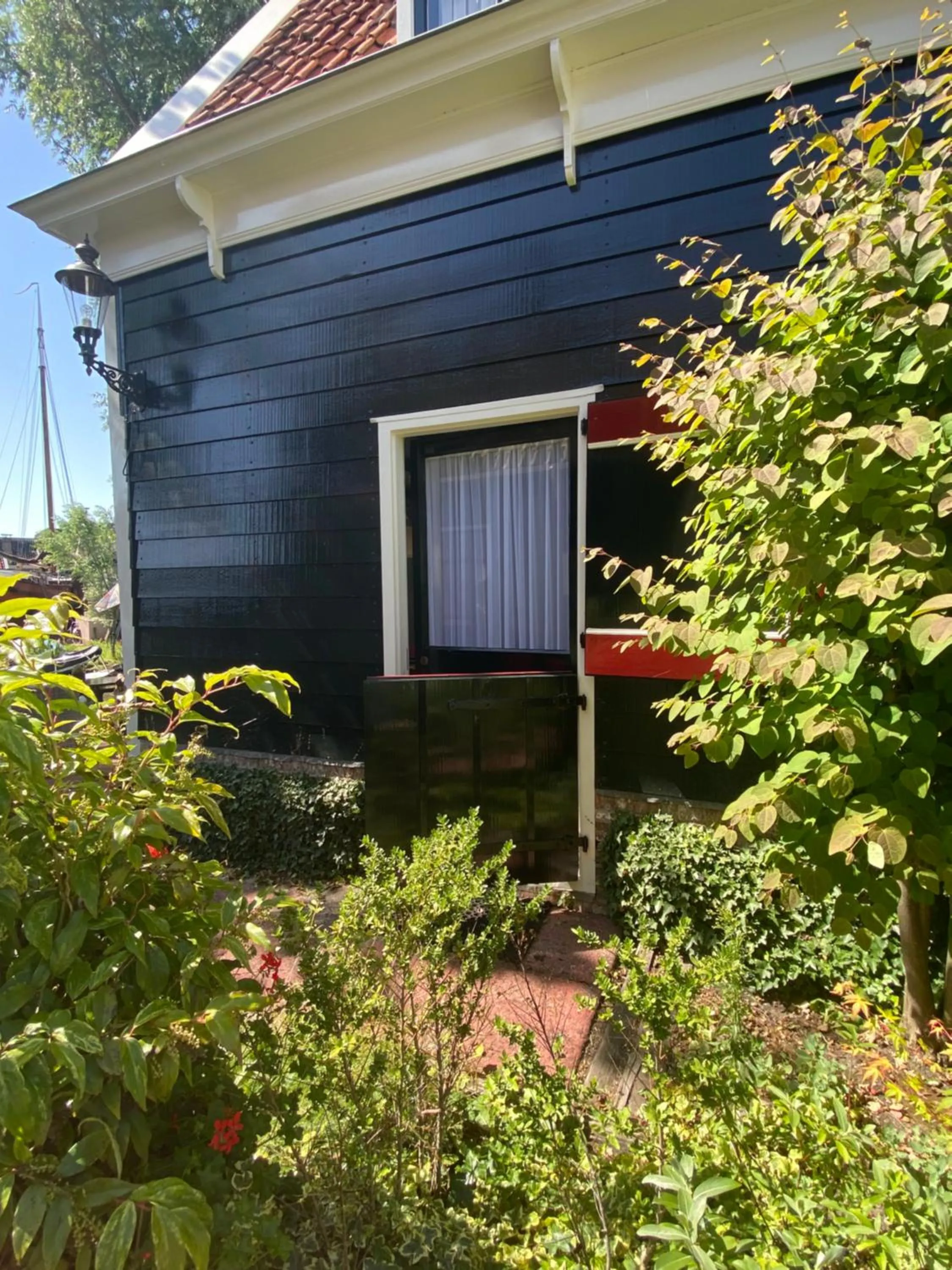 Property building in Hotel & Restaurant De Fortuna