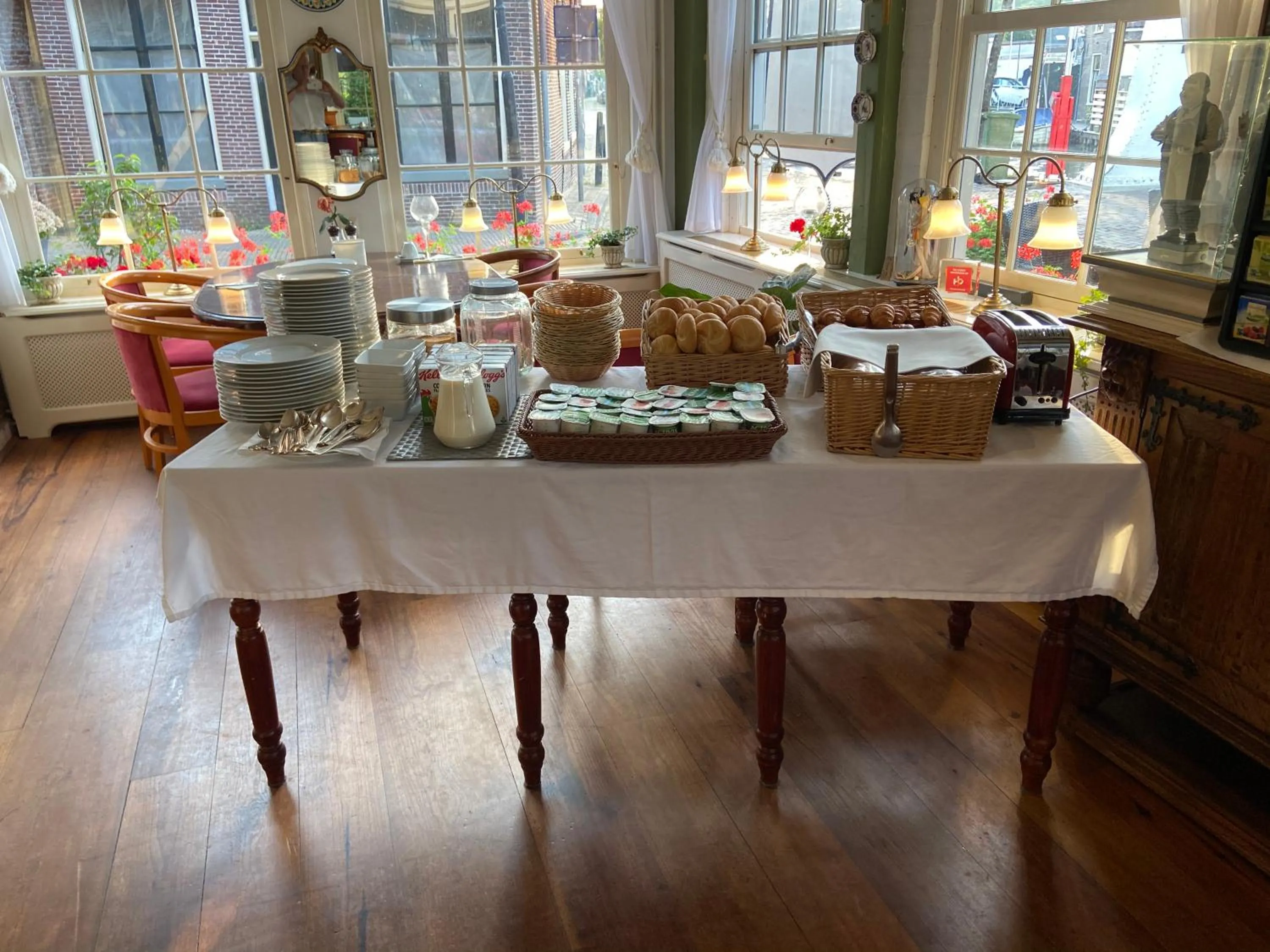 Breakfast in Hotel & Restaurant De Fortuna