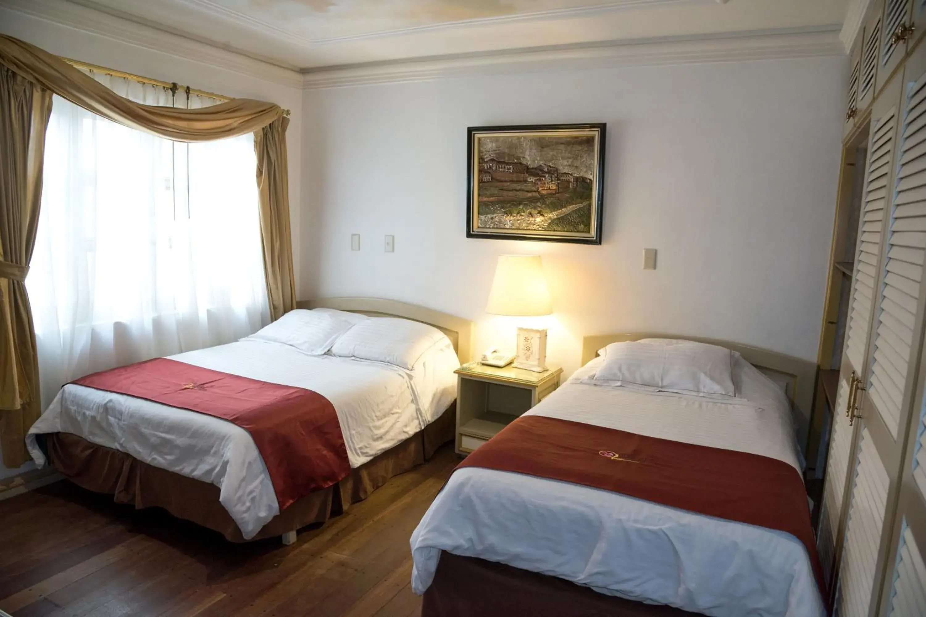 Family Suite in Hotel La Orquidea Family Suite in Hotel La Orquidea