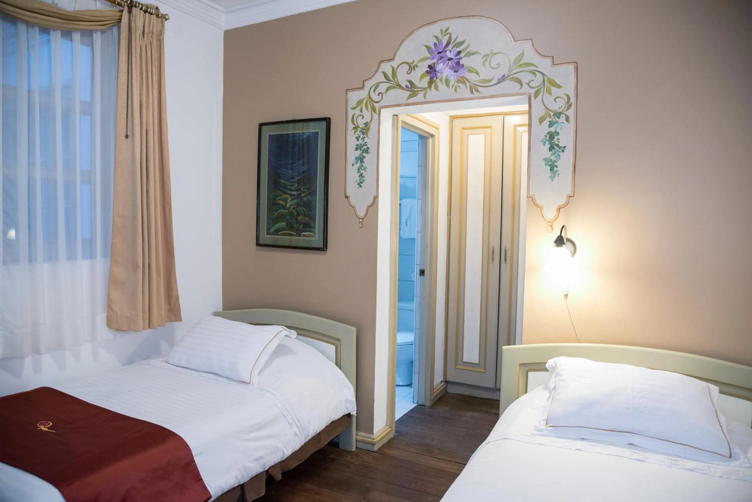 Twin Room in Hotel La Orquidea