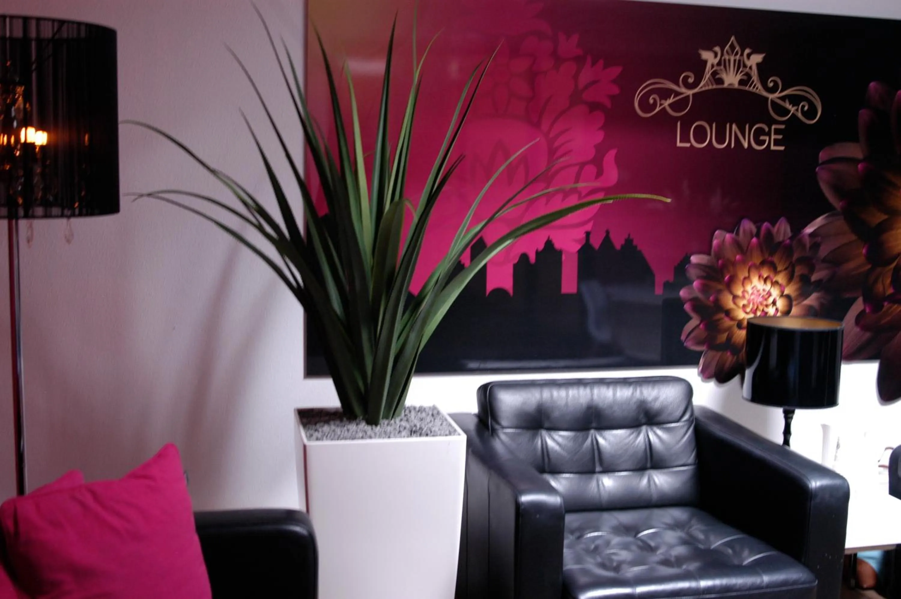 Lounge or bar in Rembrandt Square Hotel